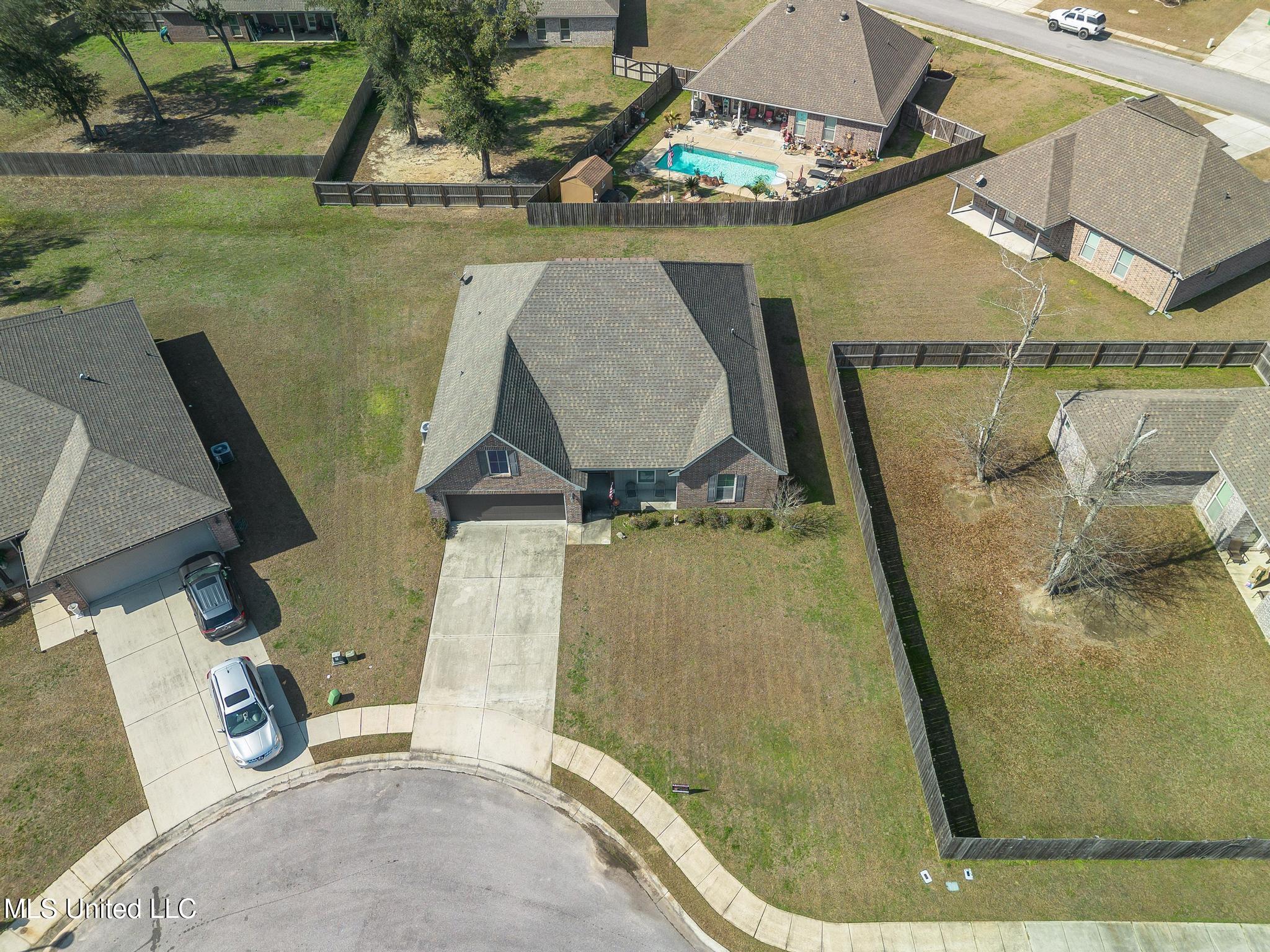 7559 Alex Court Property Photo 23