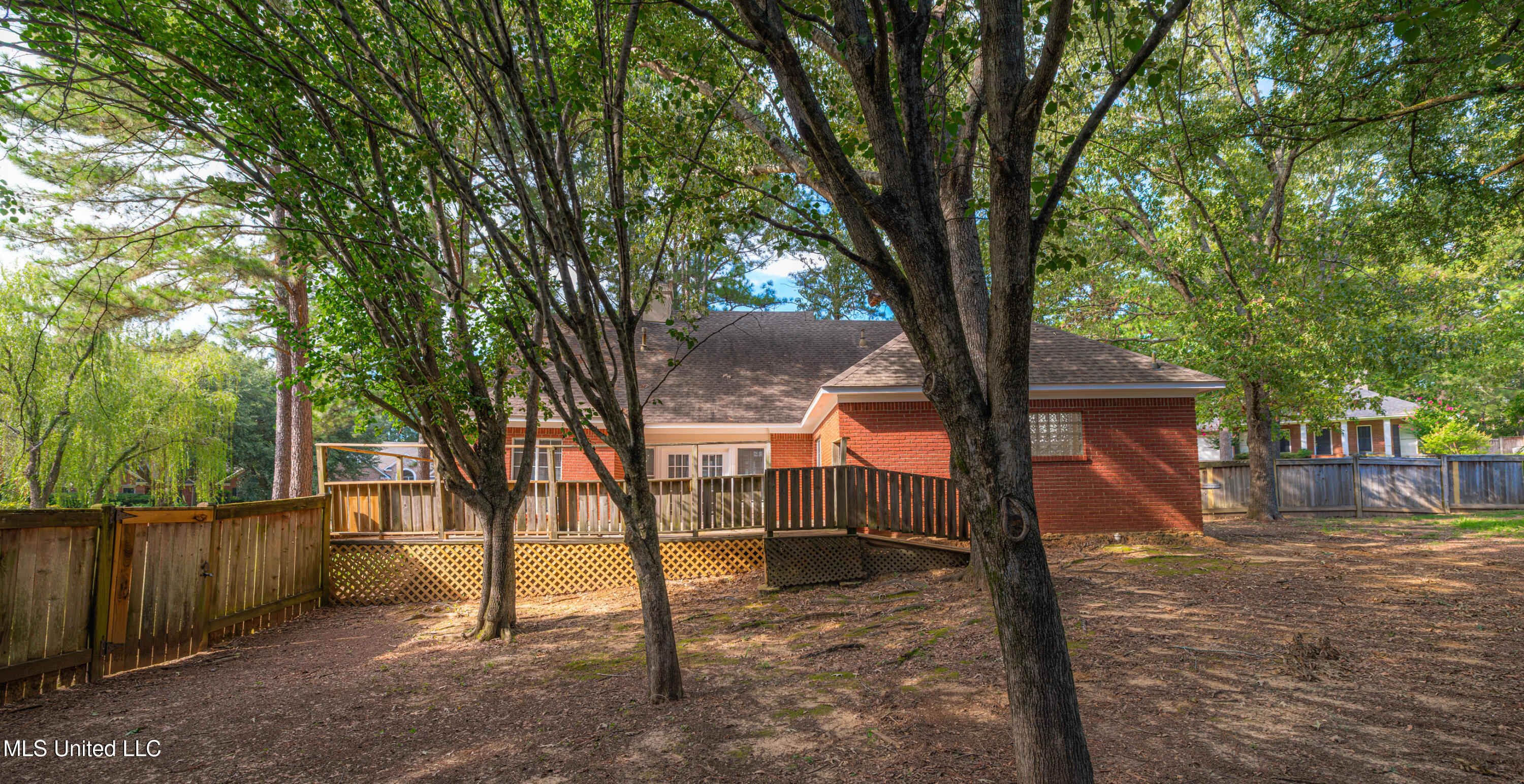 421 Violet Drive Property Photo 9
