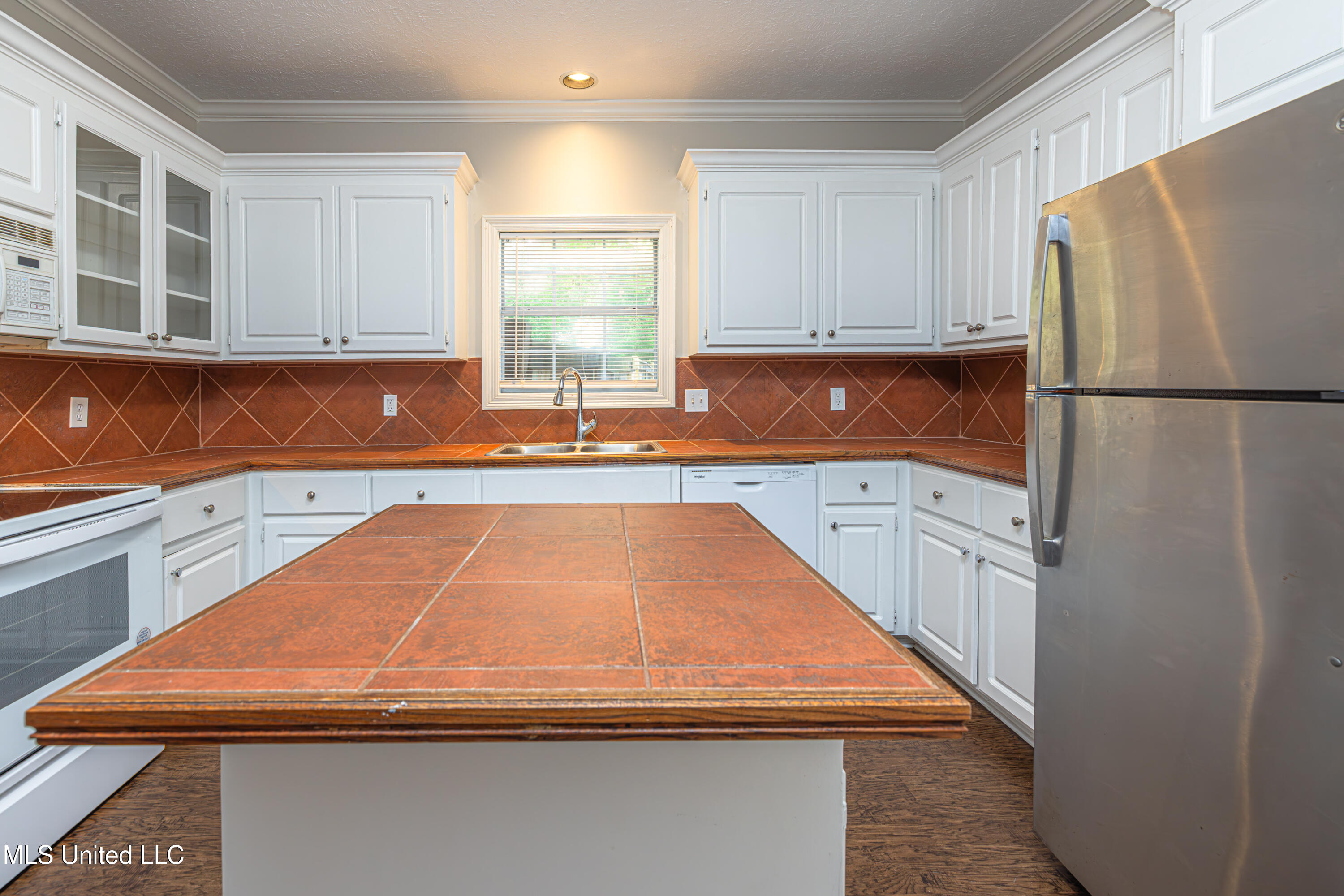 421 Violet Drive Property Photo 15