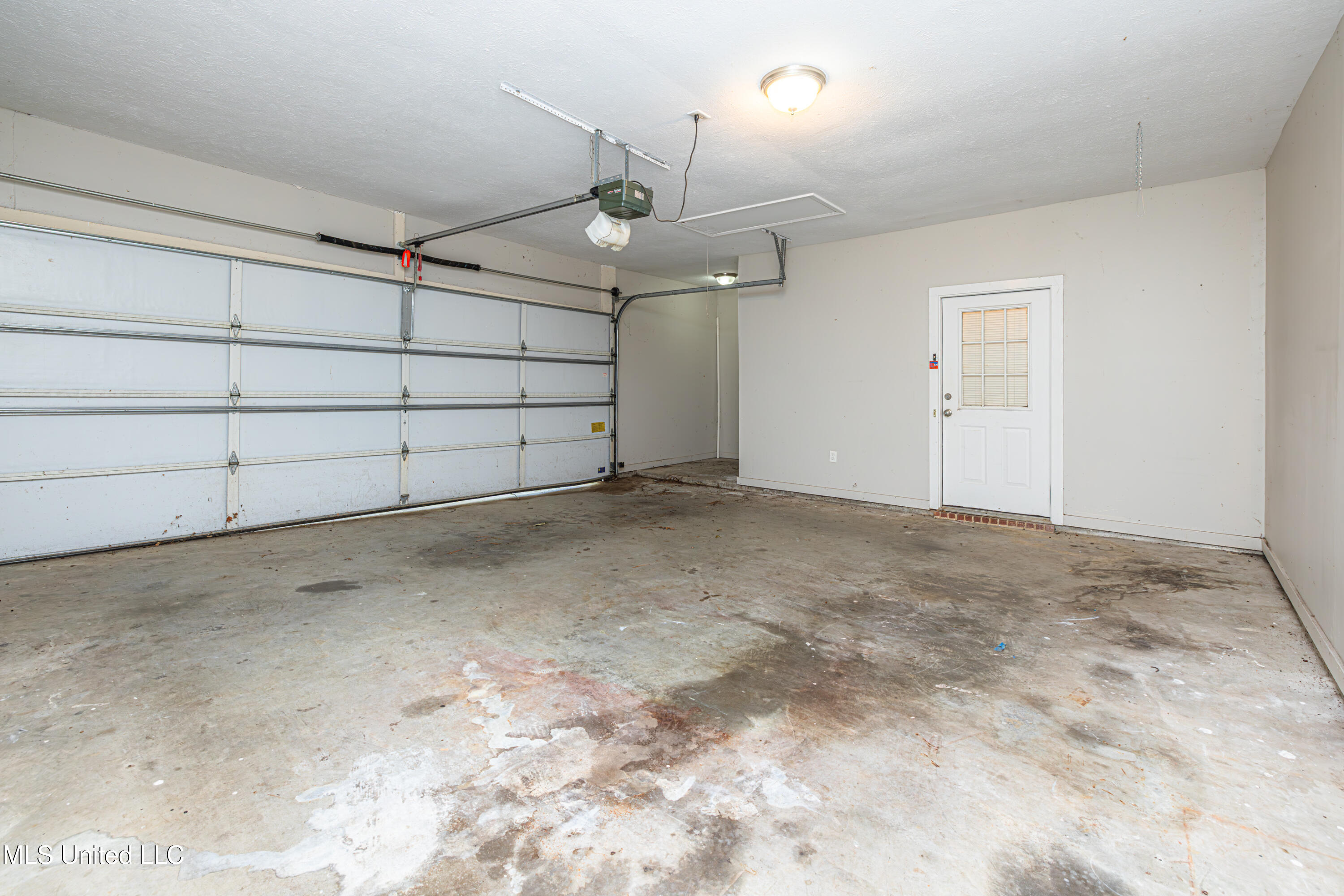 421 Violet Drive Property Photo 37
