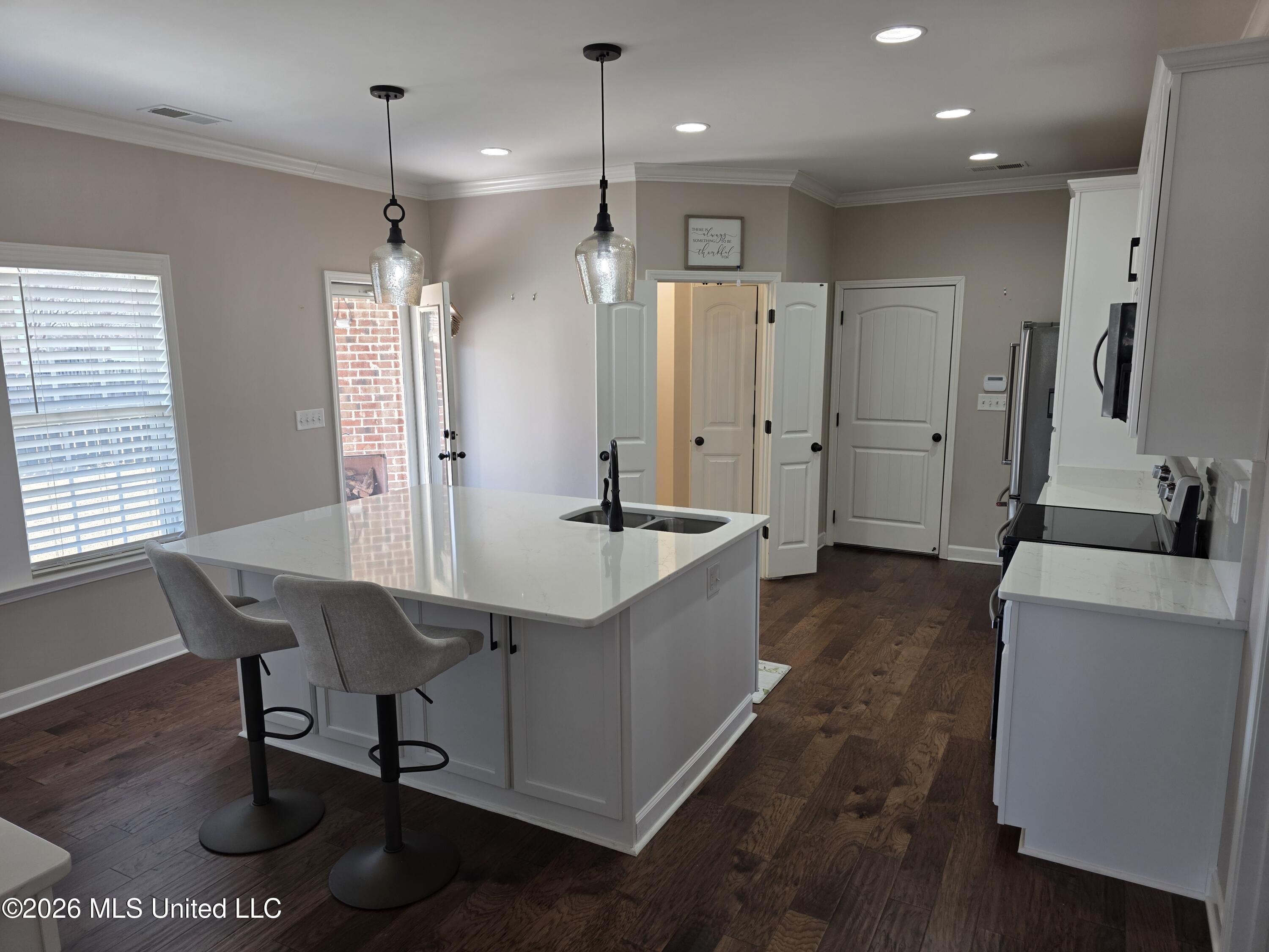 7291 Wind Drive Property Photo 11