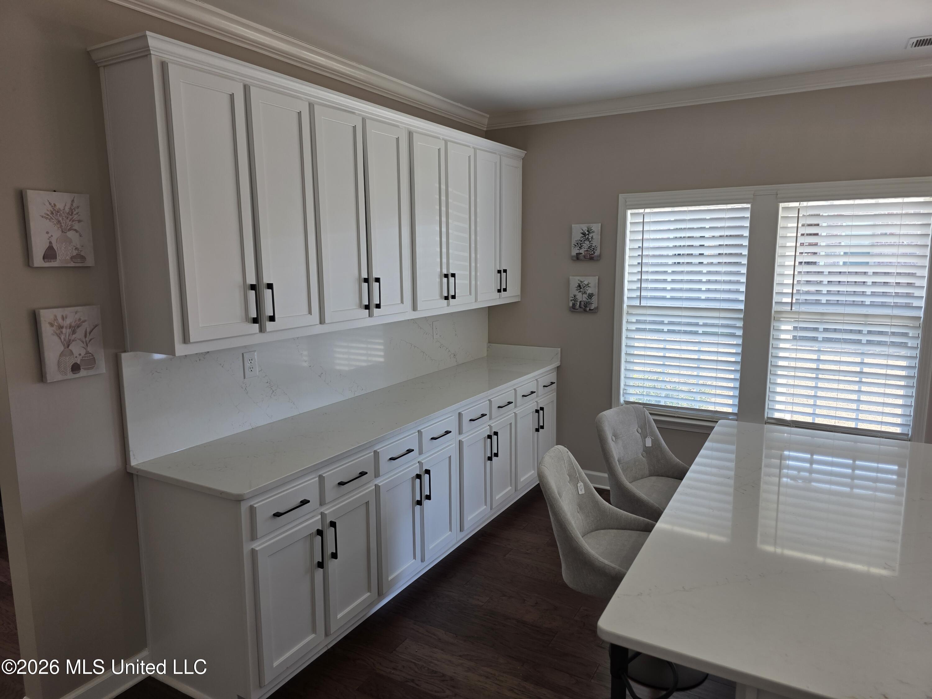 7291 Wind Drive Property Photo 12