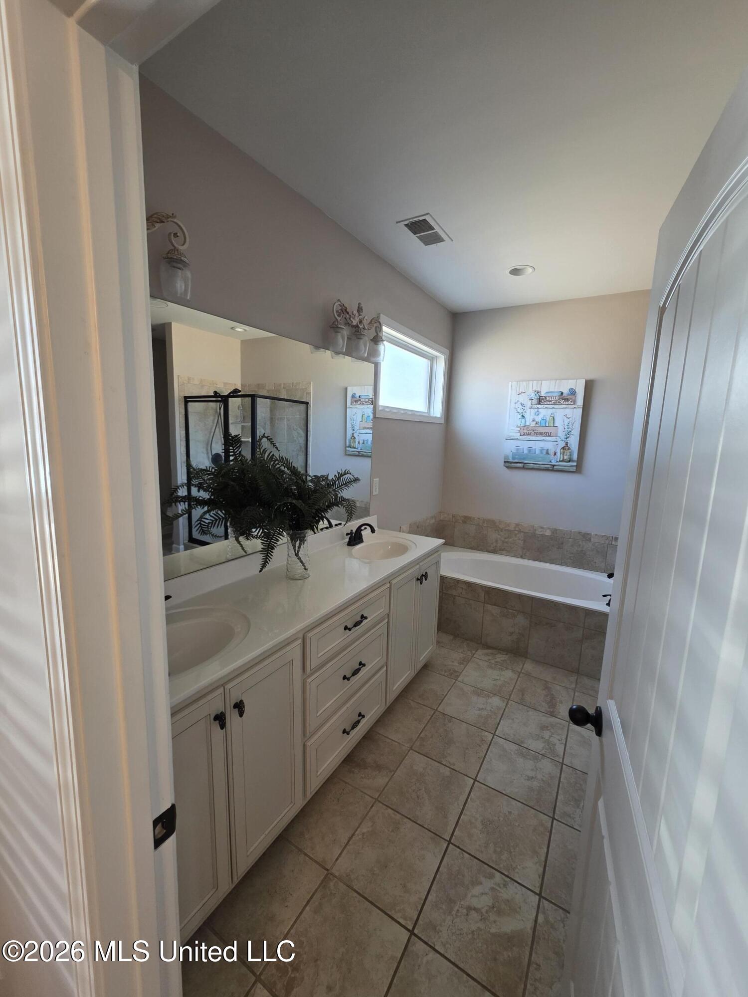 7291 Wind Drive Property Photo 28