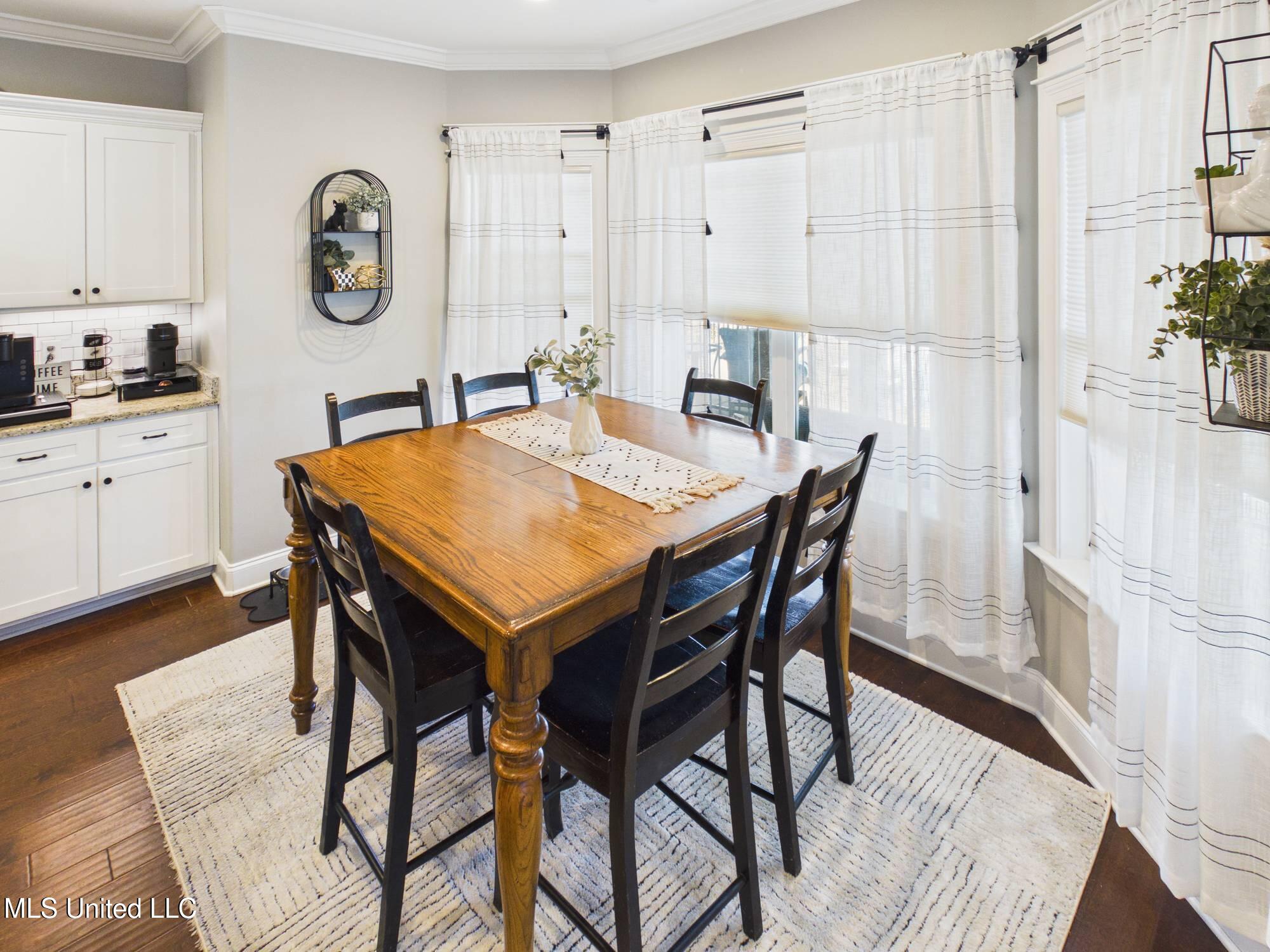 1108 Merloun Drive Property Photo 11