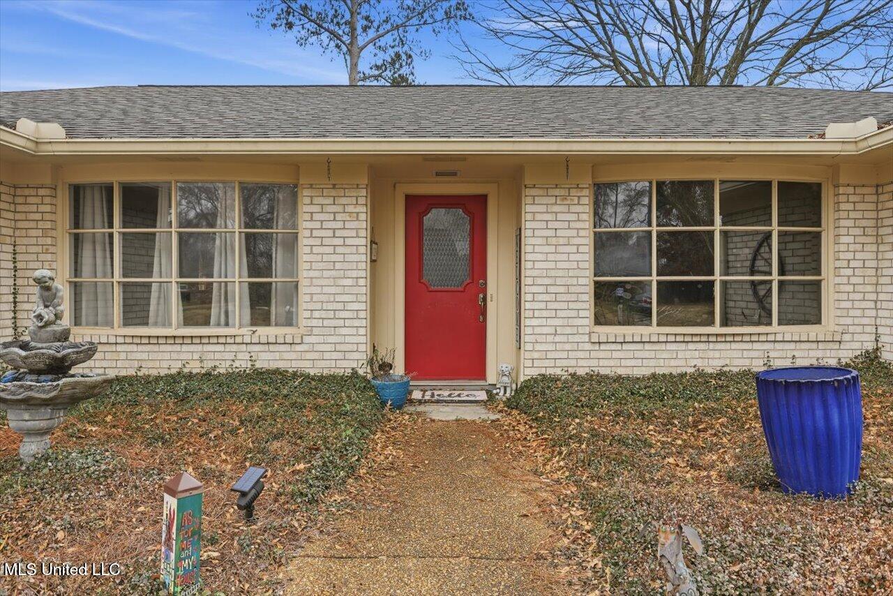 229 Greenfield Place Property Photo 2