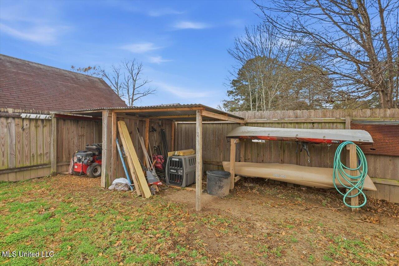 229 Greenfield Place Property Photo 26