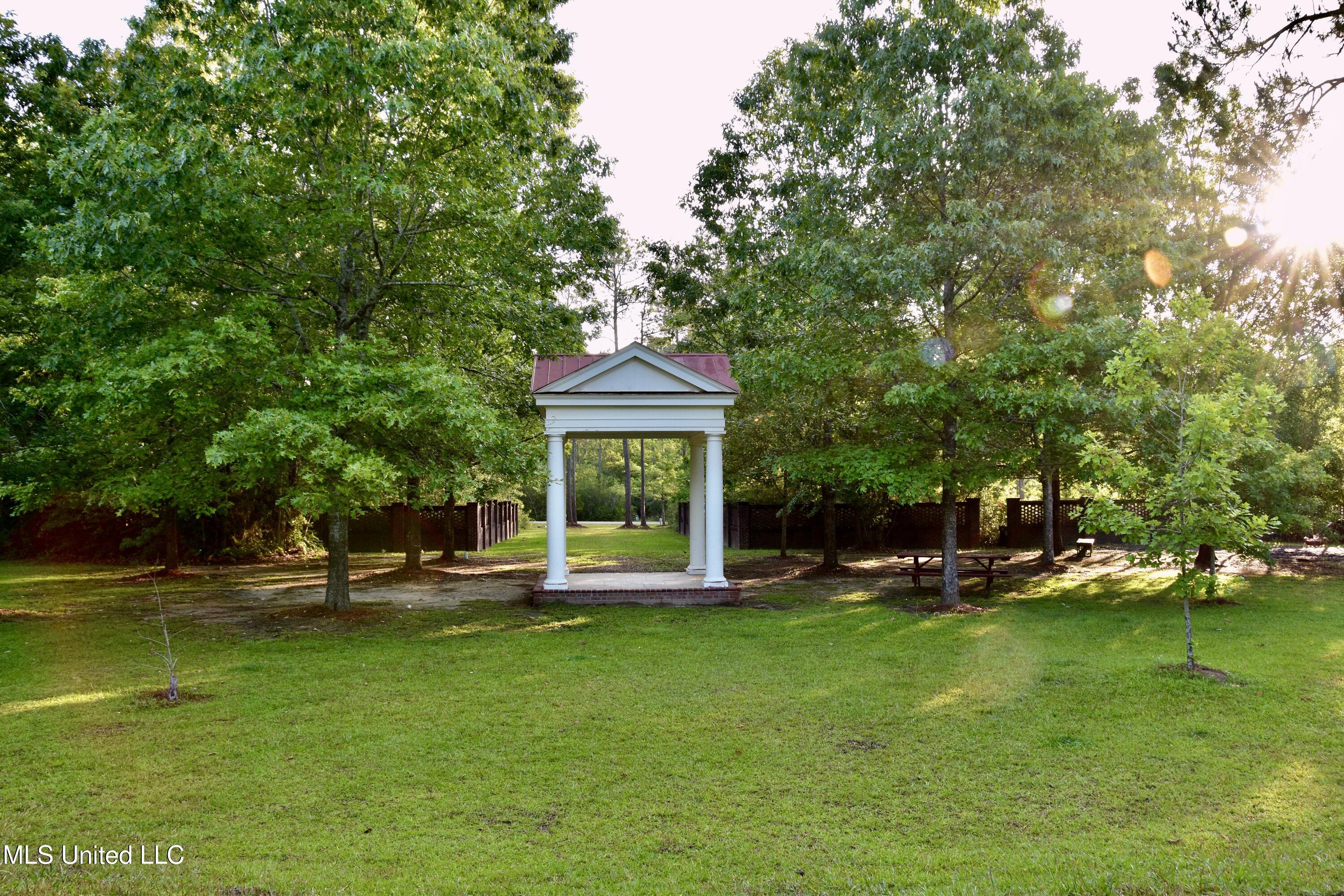 12482 Westwood Place Property Photo 10