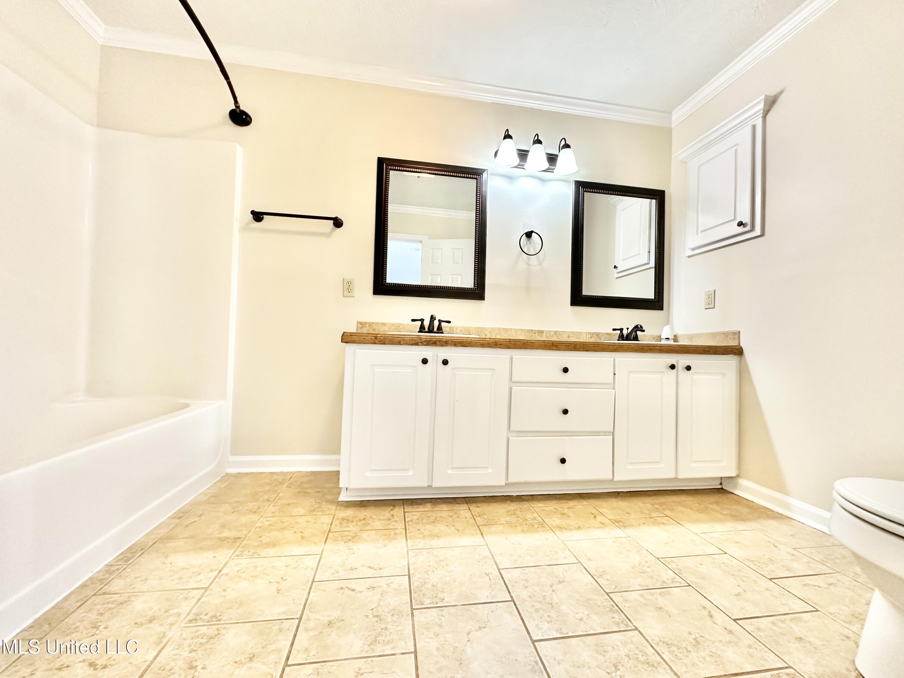 1002 Mark Drive Property Photo 20