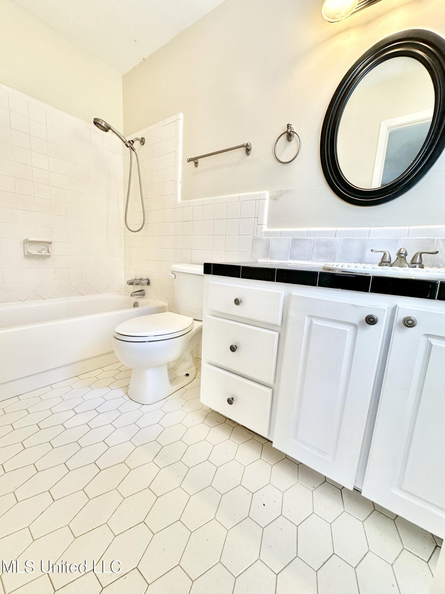 1002 Mark Drive Property Photo 23