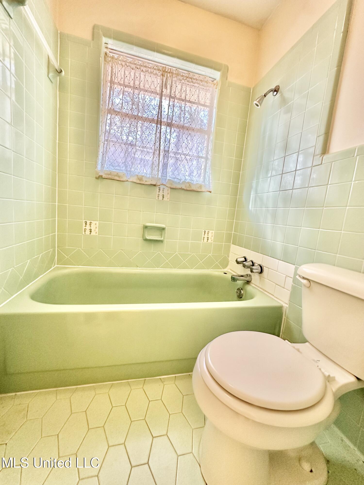 1002 Mark Drive Property Photo 26