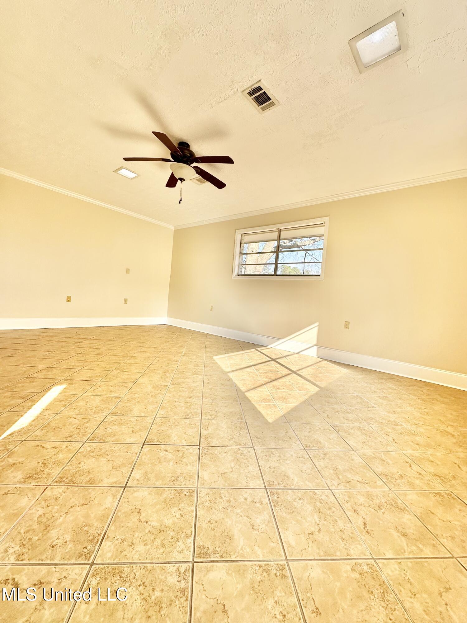 1002 Mark Drive Property Photo 30