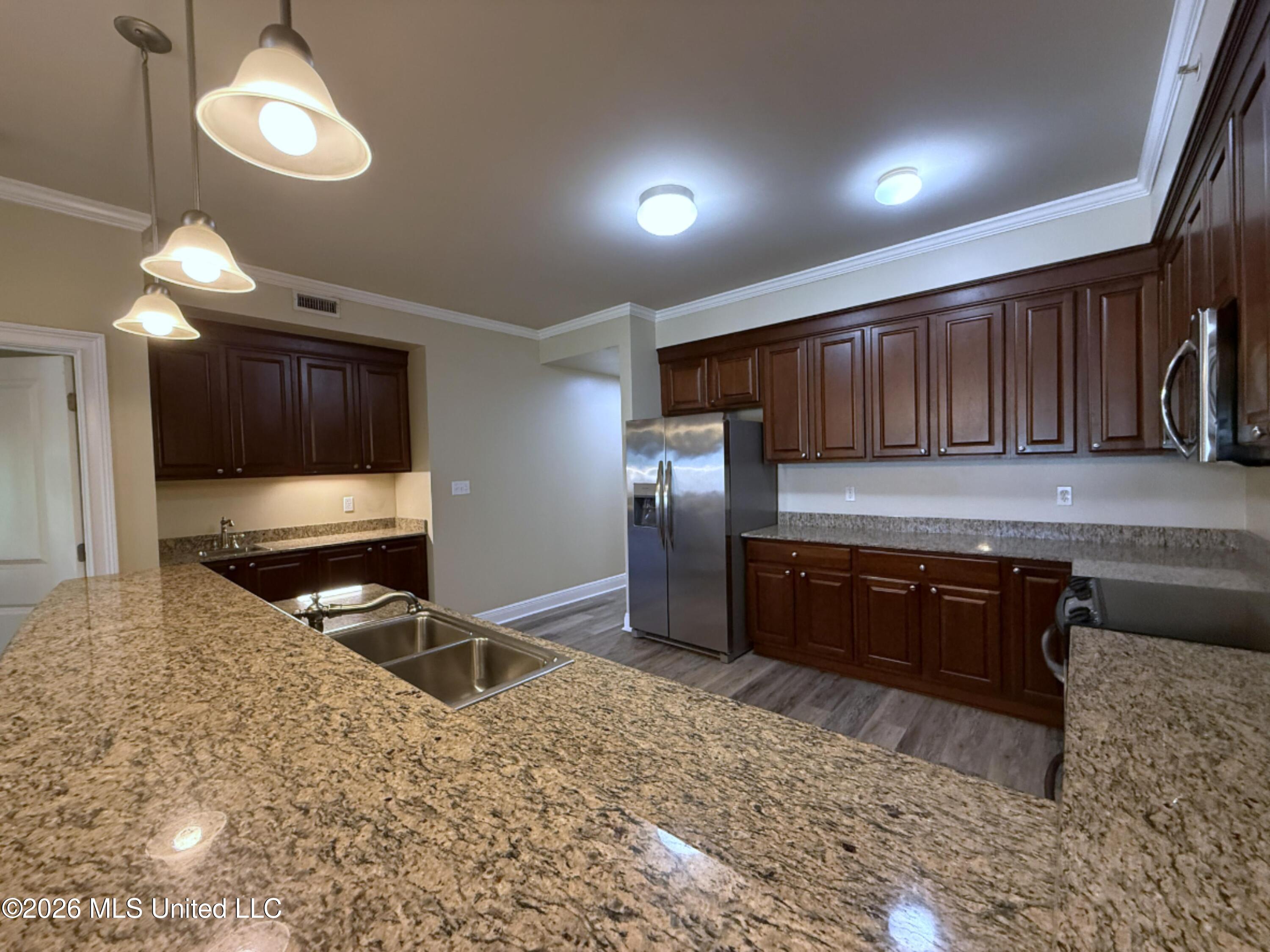 414 Elegans Court Property Photo 16
