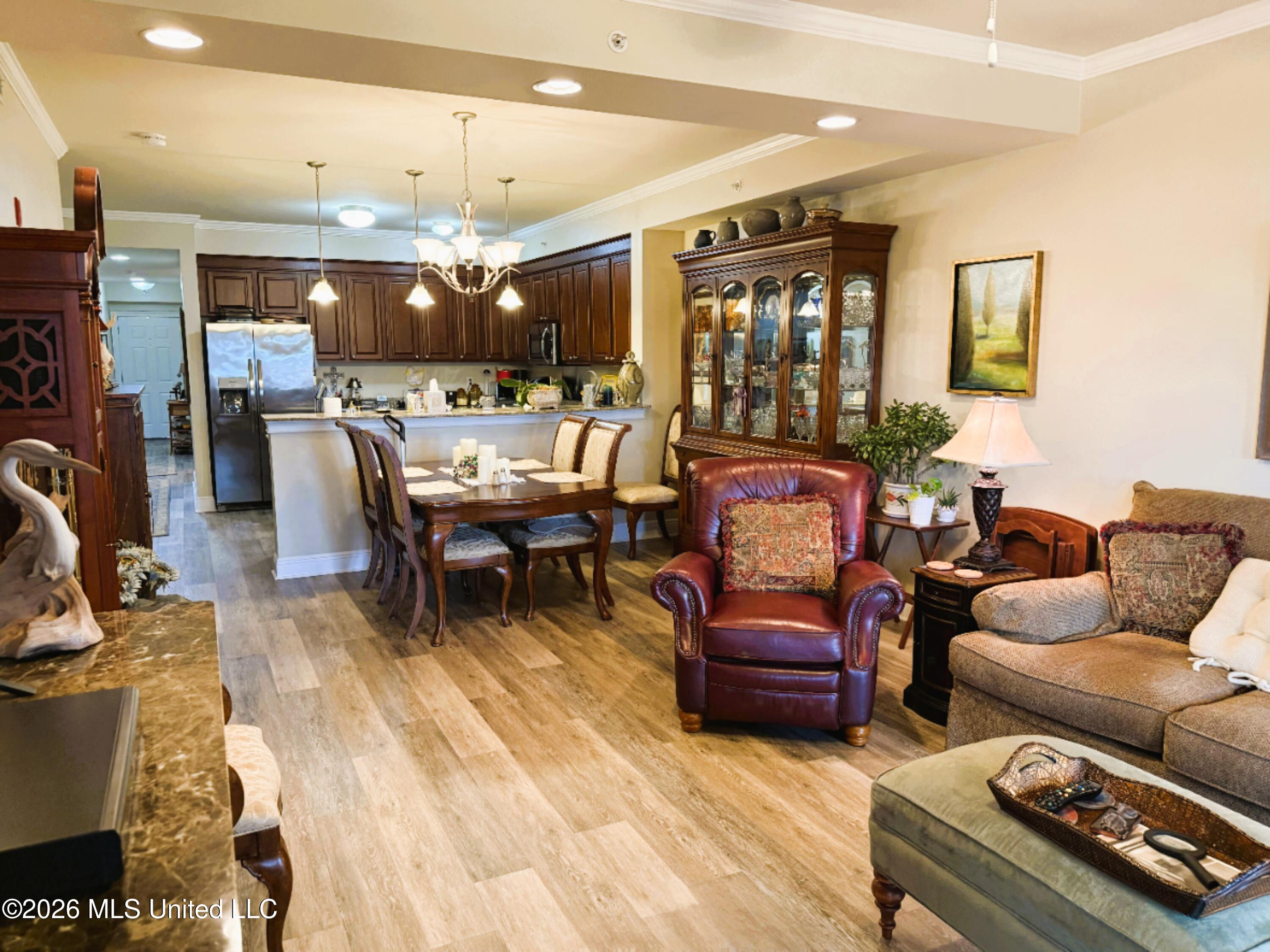 414 Elegans Court Property Photo 19