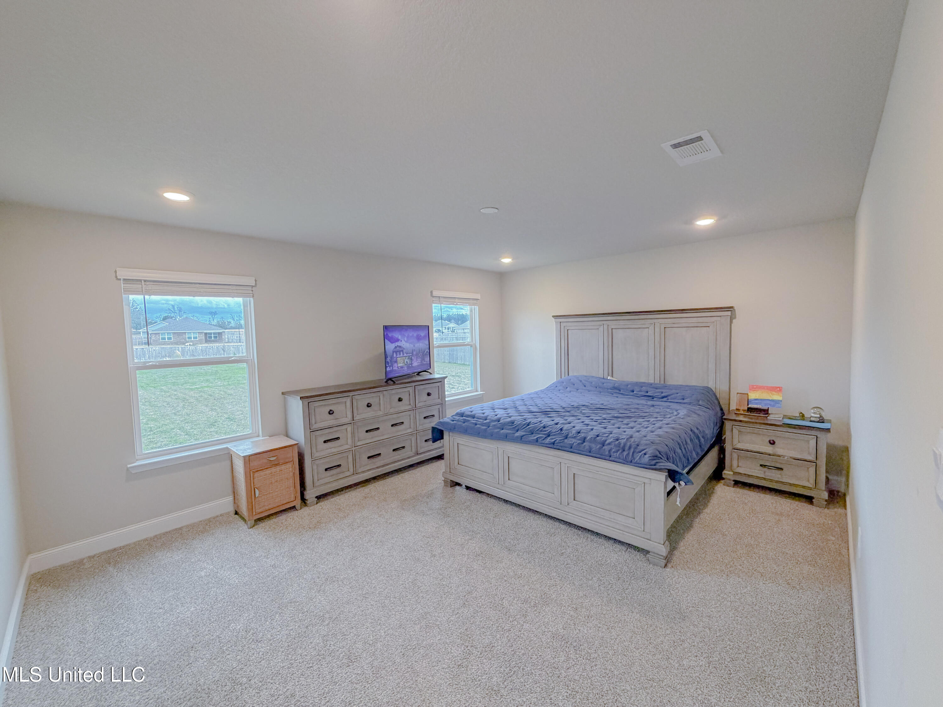 125 Mulberry Drive Property Photo 7