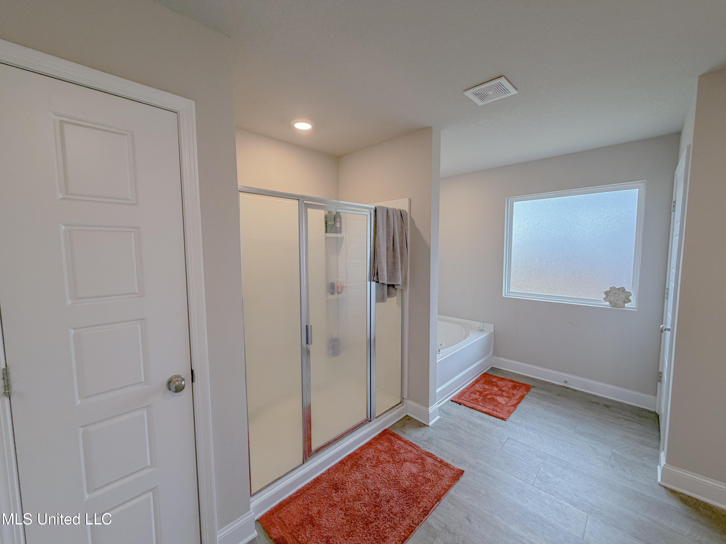 125 Mulberry Drive Property Photo 9