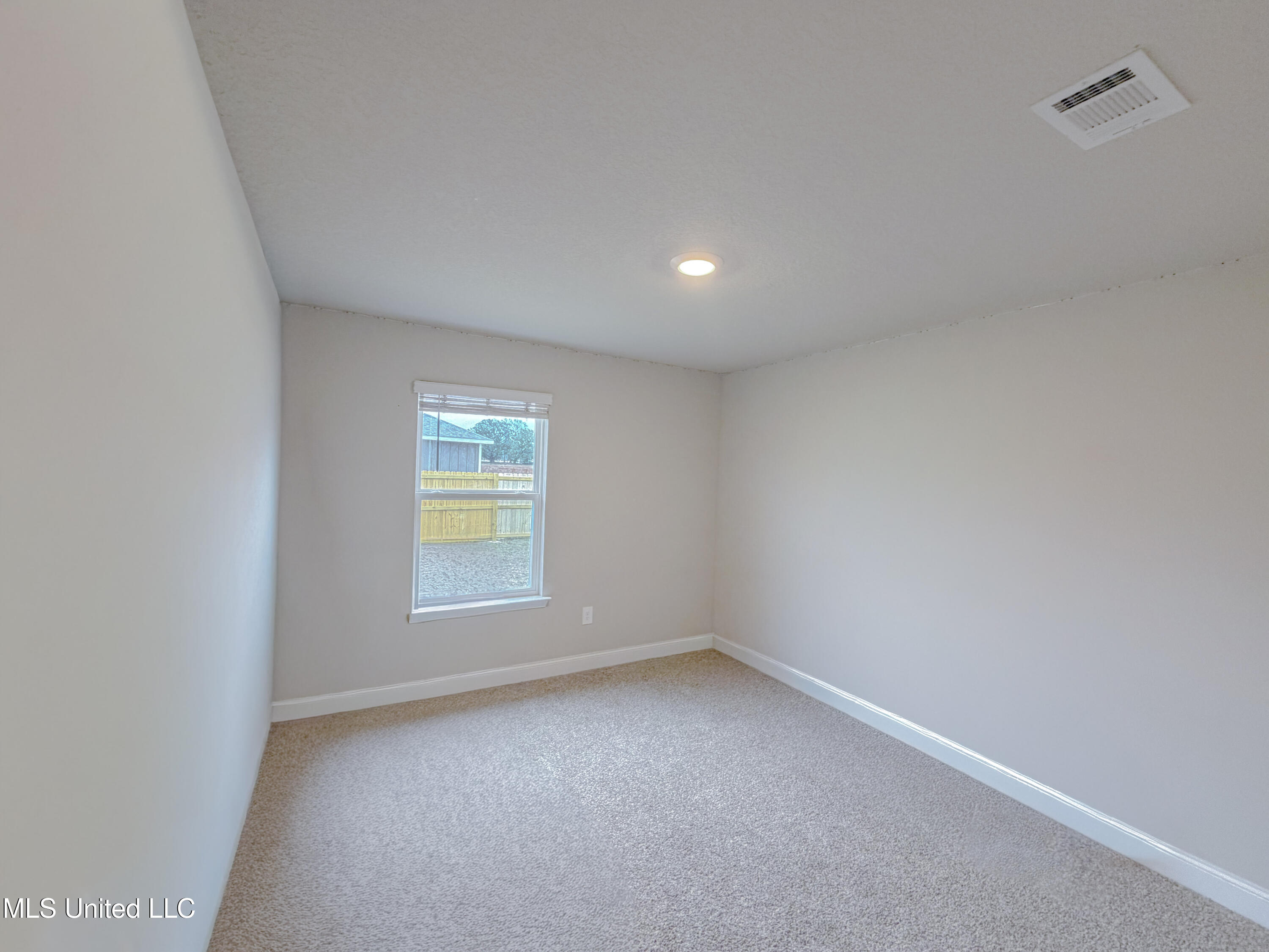 125 Mulberry Drive Property Photo 15