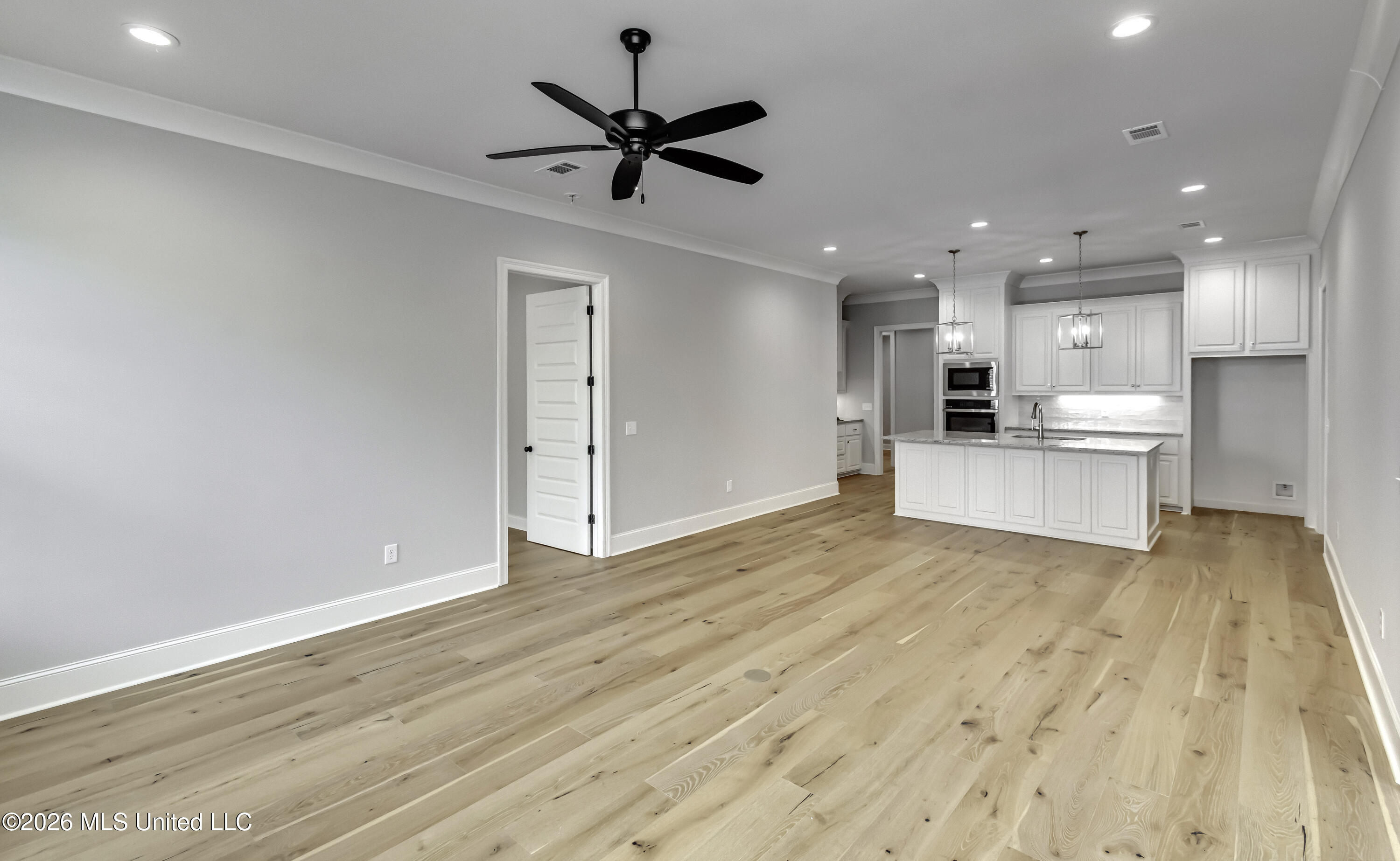 220 Freedom Ring Drive Property Photo 15