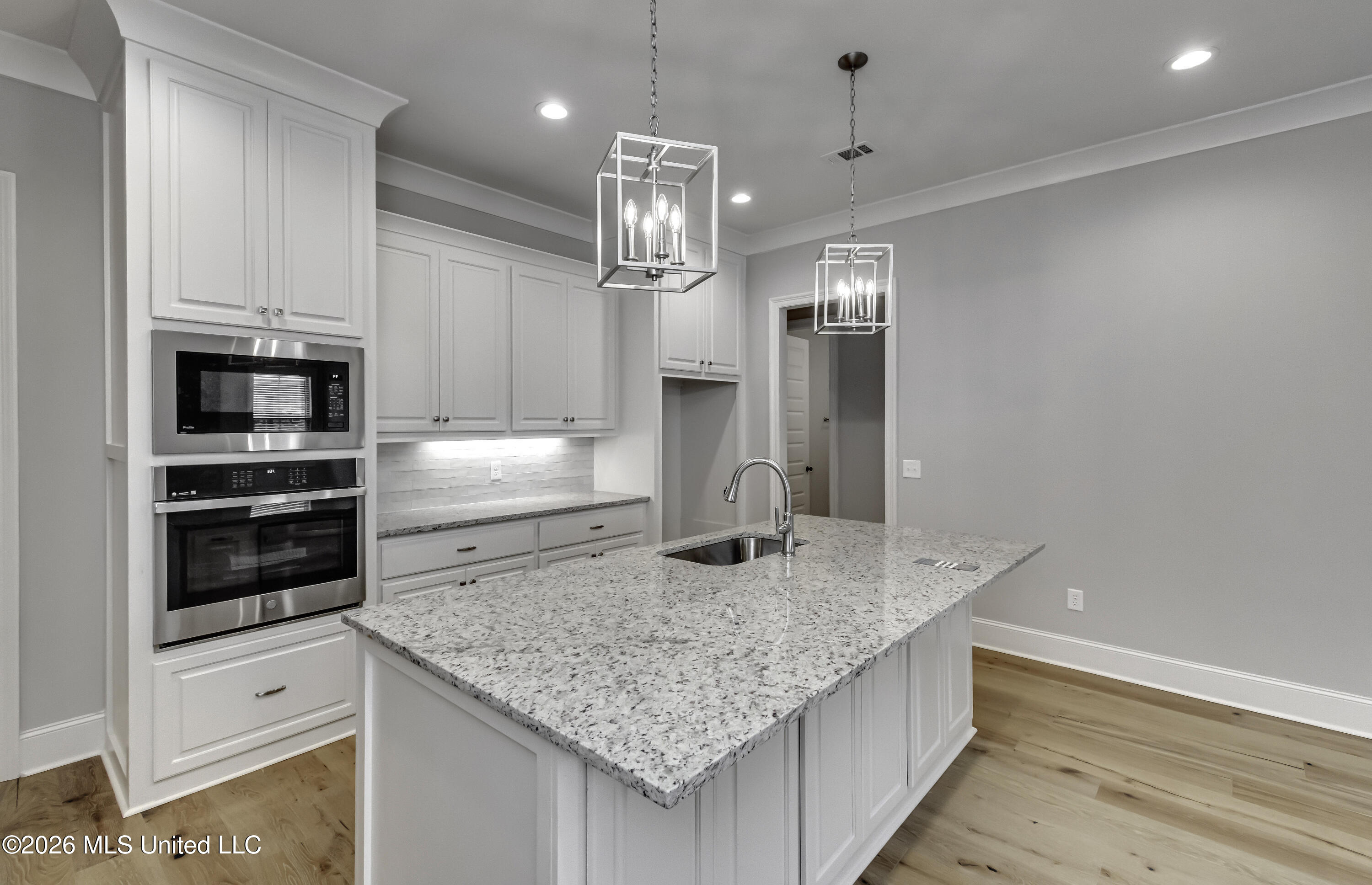 220 Freedom Ring Drive Property Photo 21
