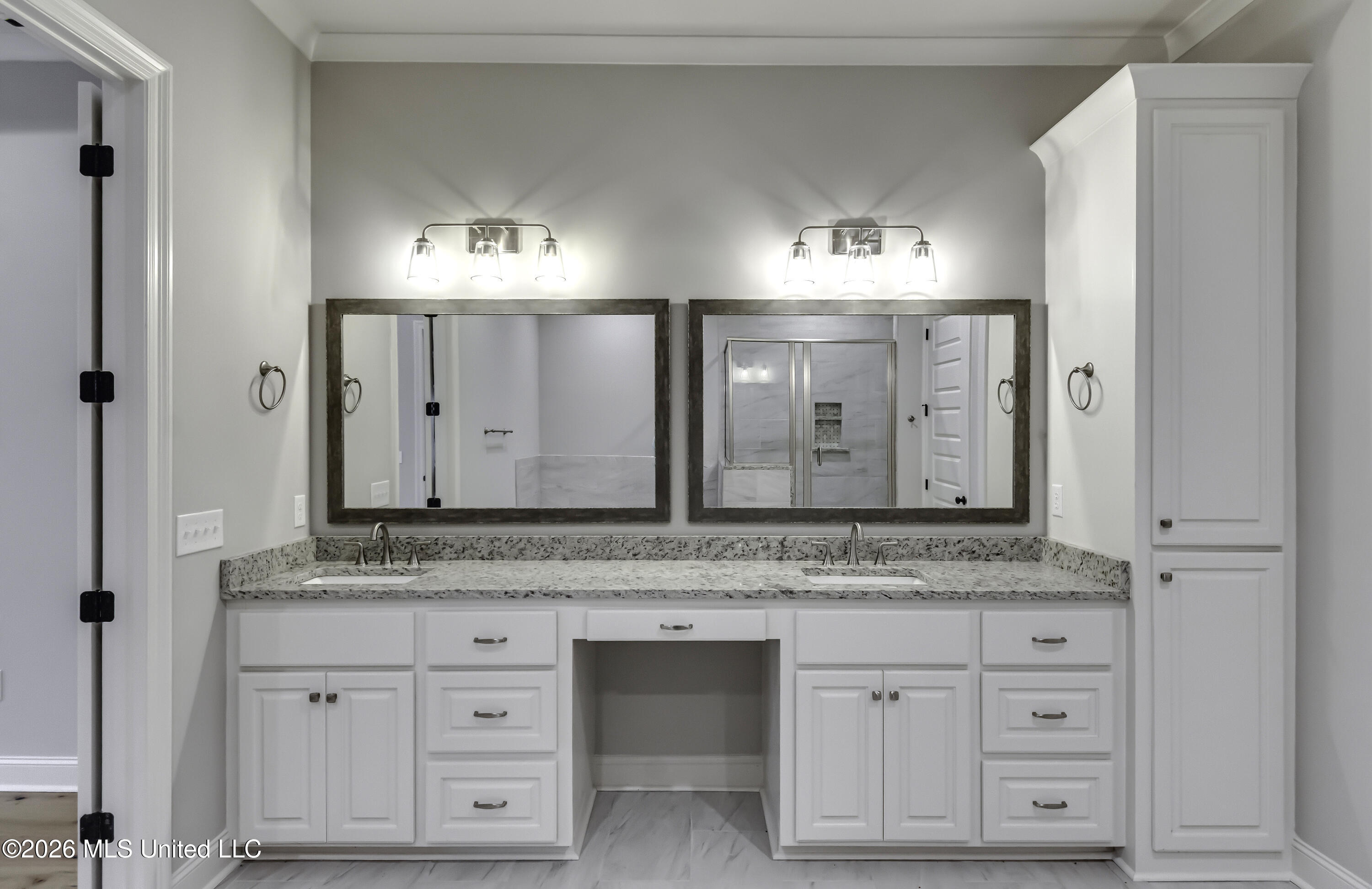 220 Freedom Ring Drive Property Photo 32
