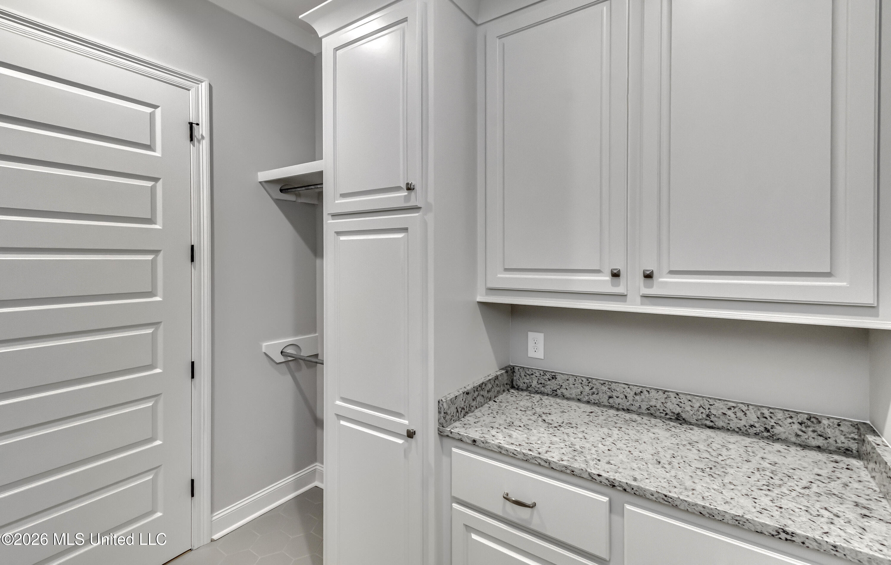 220 Freedom Ring Drive Property Photo 53