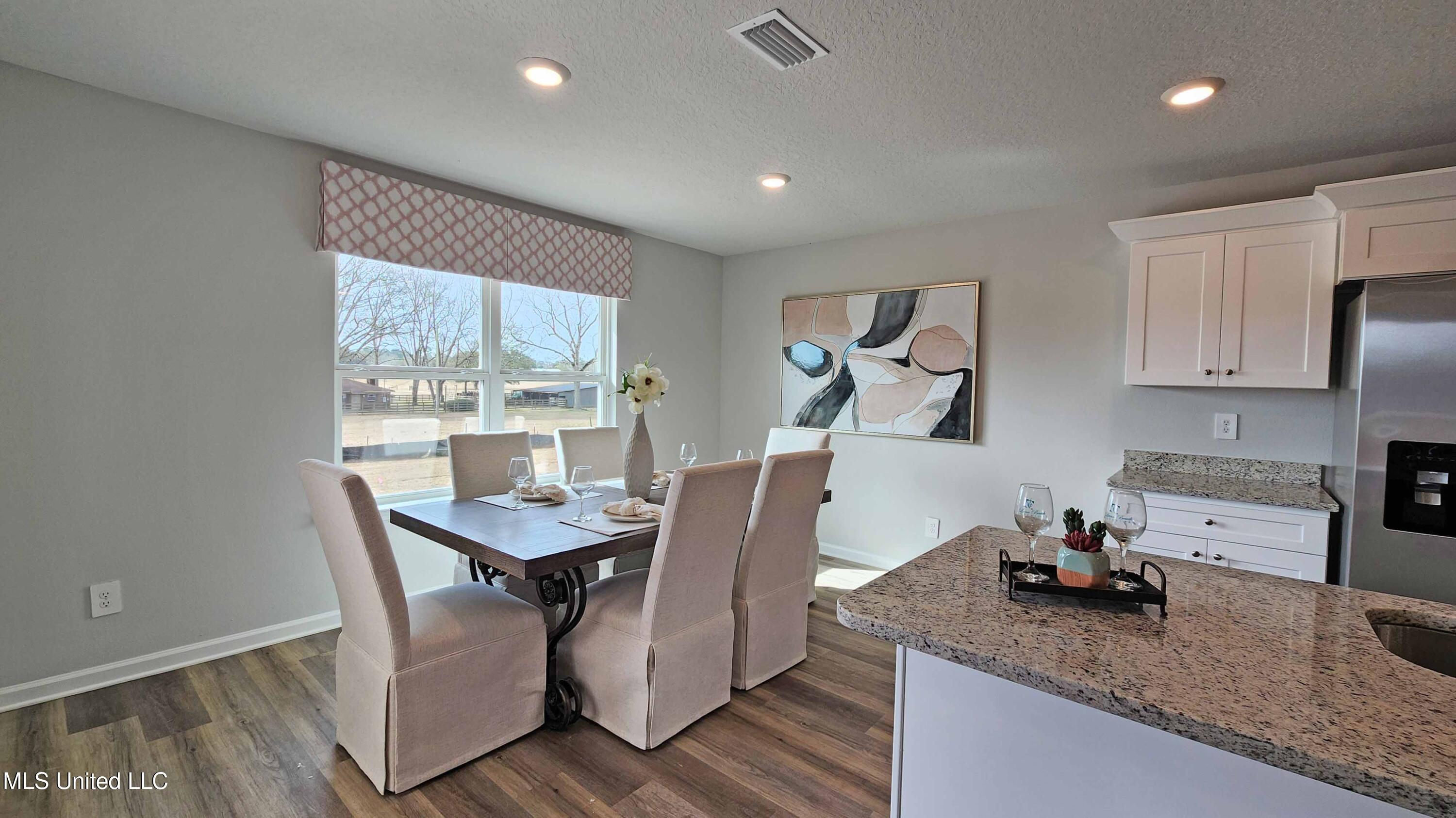 13401 Pond Ridge Way Property Photo 10