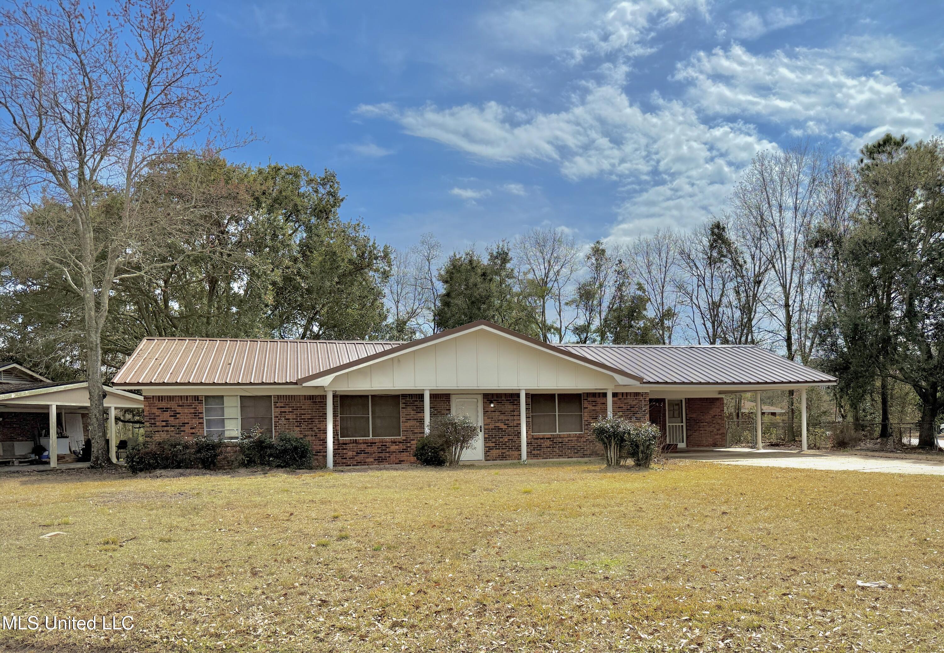2502 Halsel Street Property Photo 26
