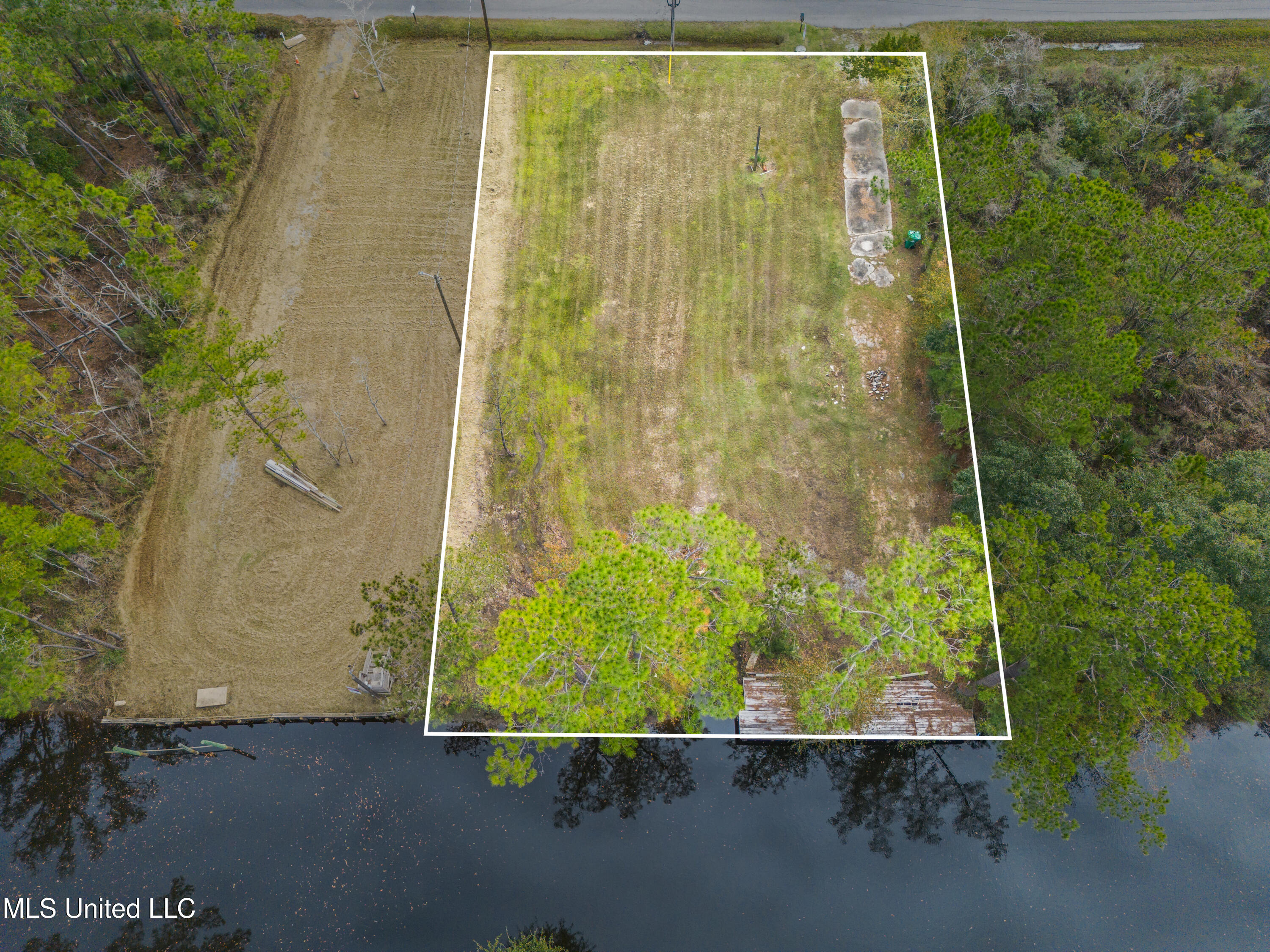 10051 W Bayou View Drive Property Photo 2