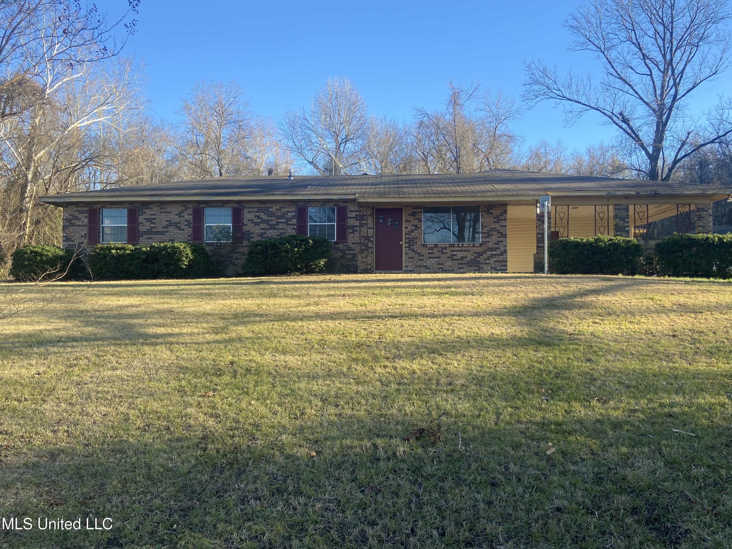 7970 Highway 3 Property Photo 1