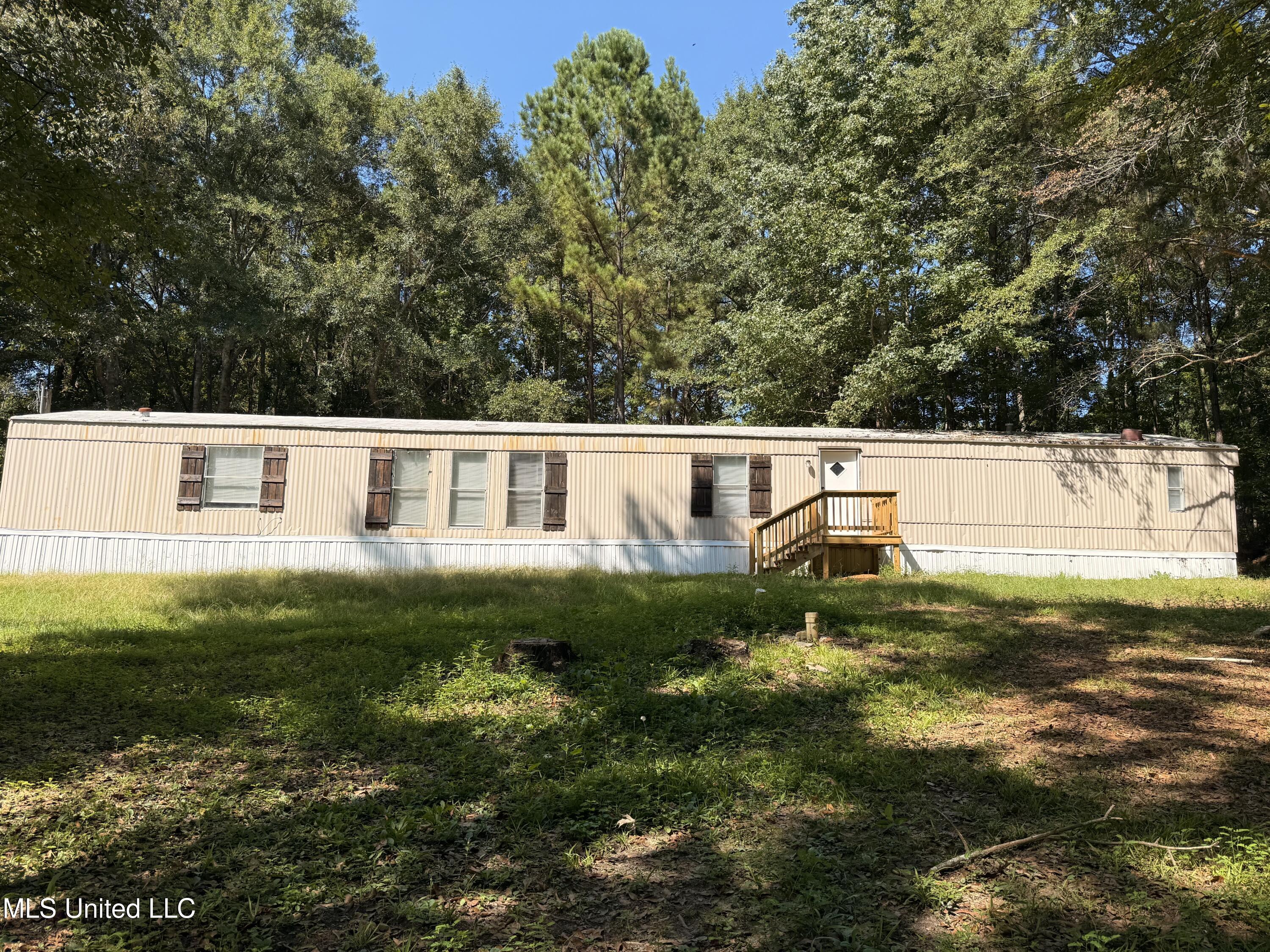 505 Hillview Court Property Photo 1