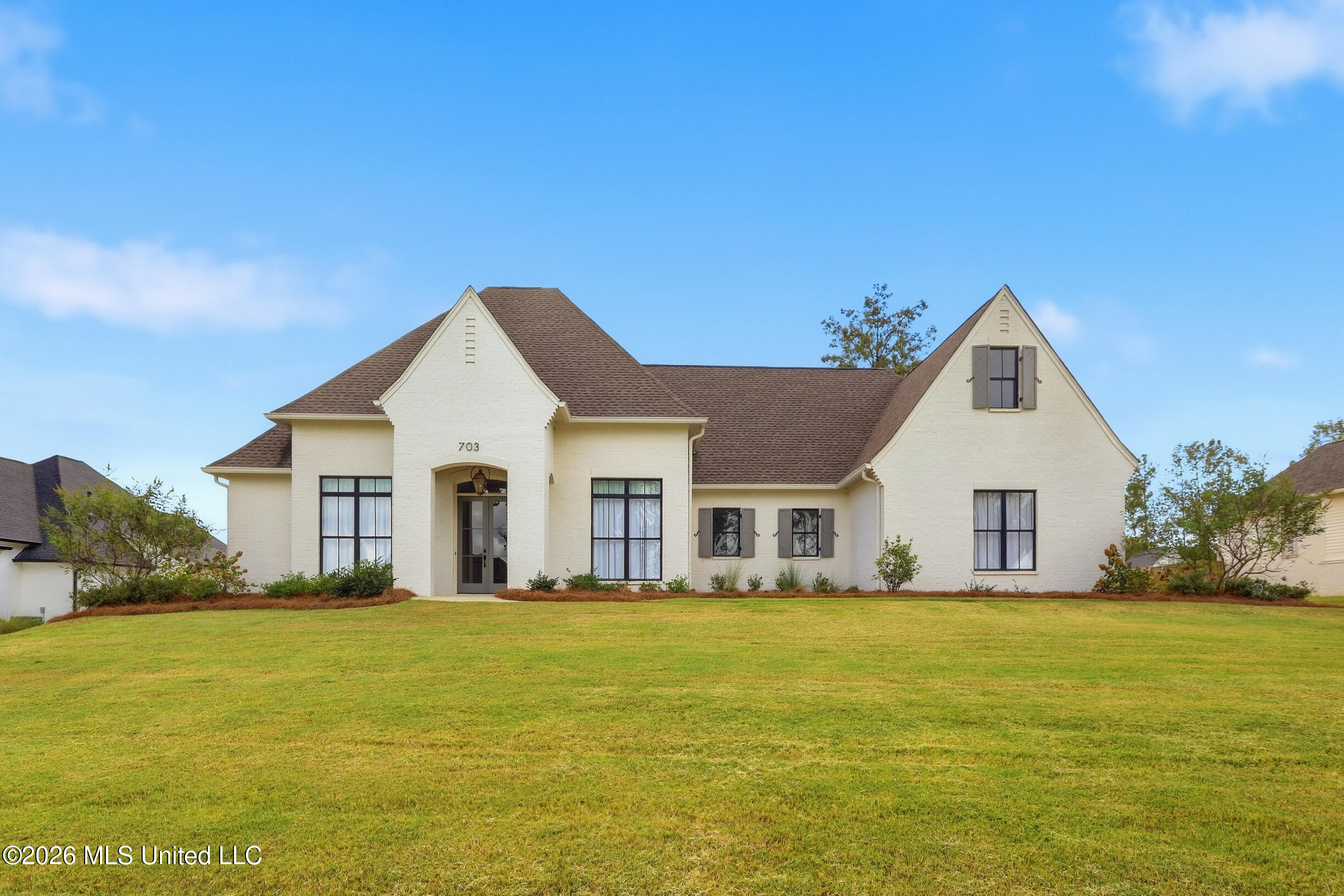703 Ivywood Court Property Photo 1