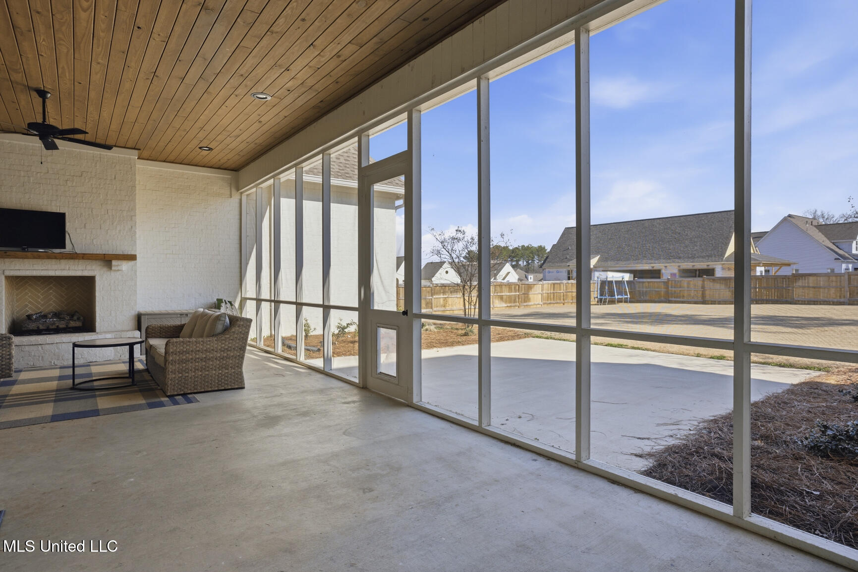 703 Ivywood Court Property Photo 43