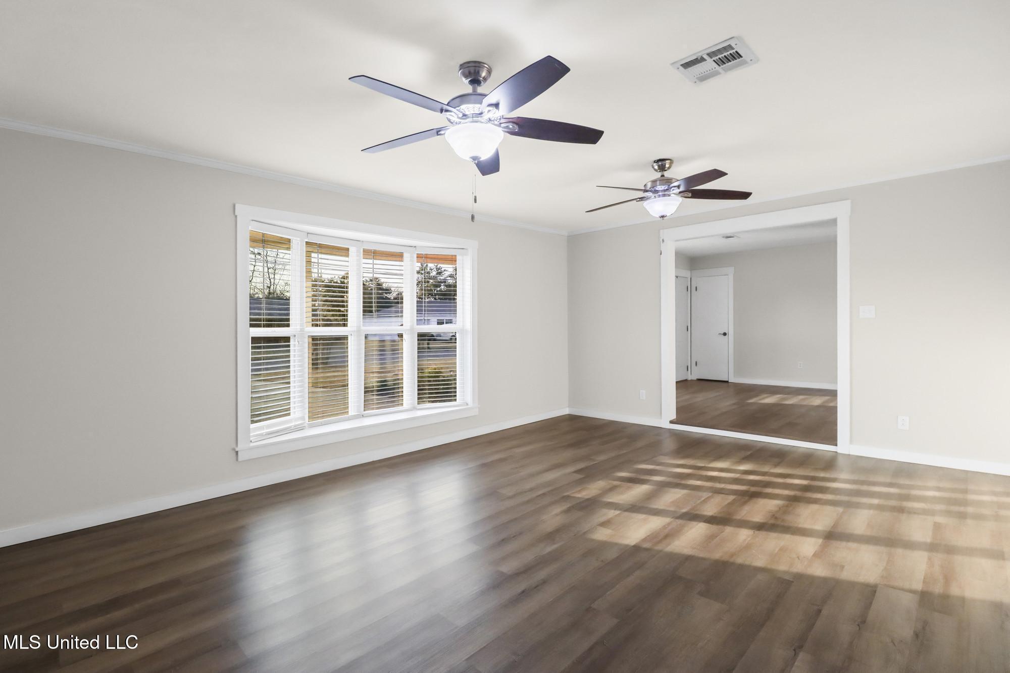 110 Jamaica Street Property Photo 7