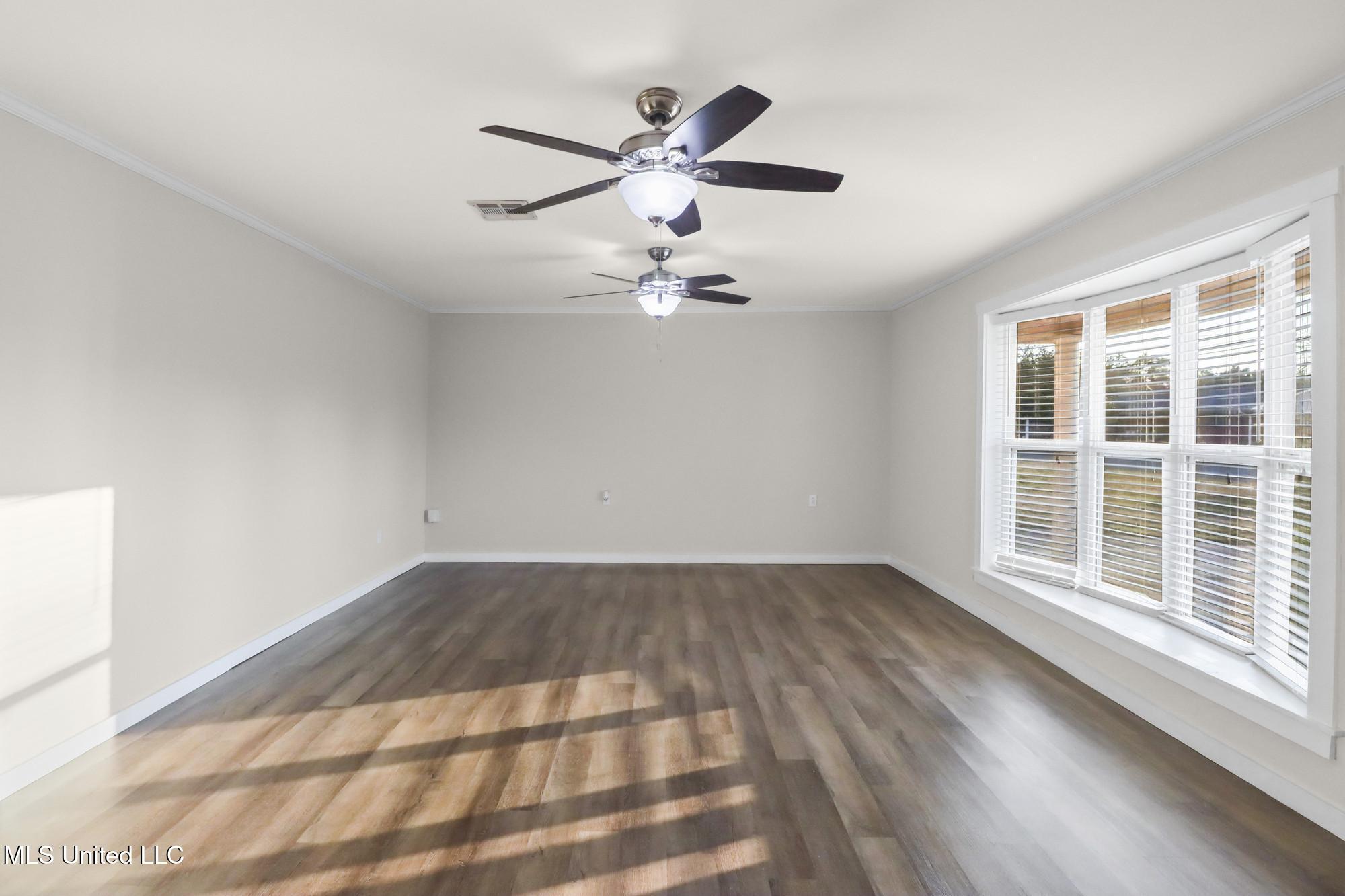 110 Jamaica Street Property Photo 8