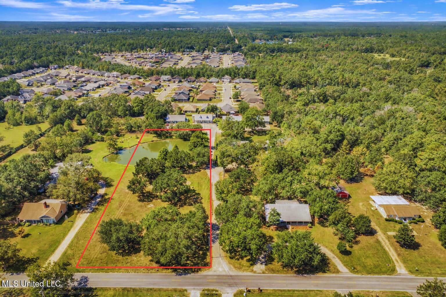 12529 Canal Road Property Photo 1