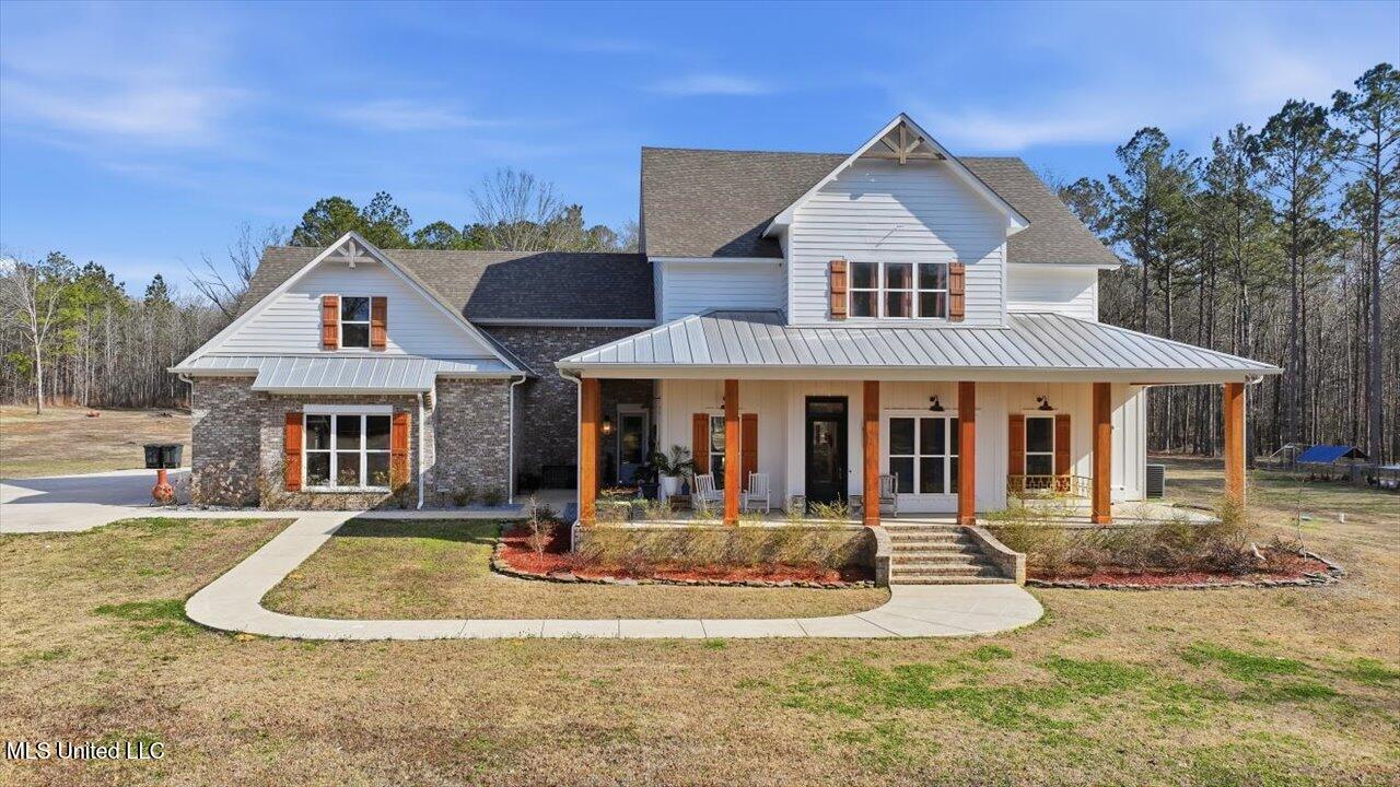 1503 Ainsworth Road Property Photo 1