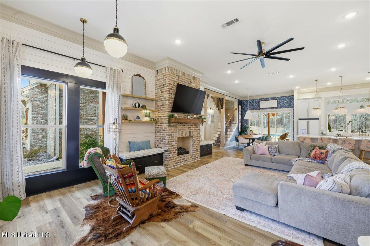 1503 Ainsworth Road Property Photo 6