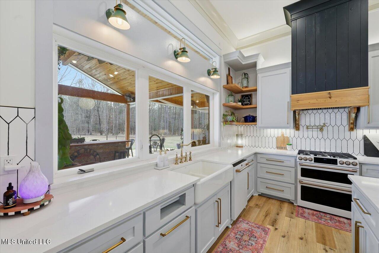1503 Ainsworth Road Property Photo 9