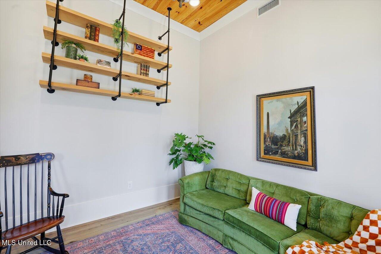 1503 Ainsworth Road Property Photo 17