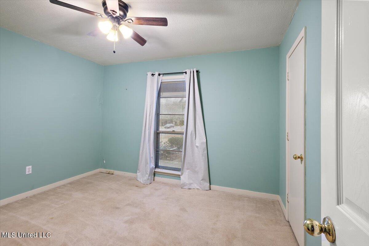 43 Stonegate Drive Property Photo 29