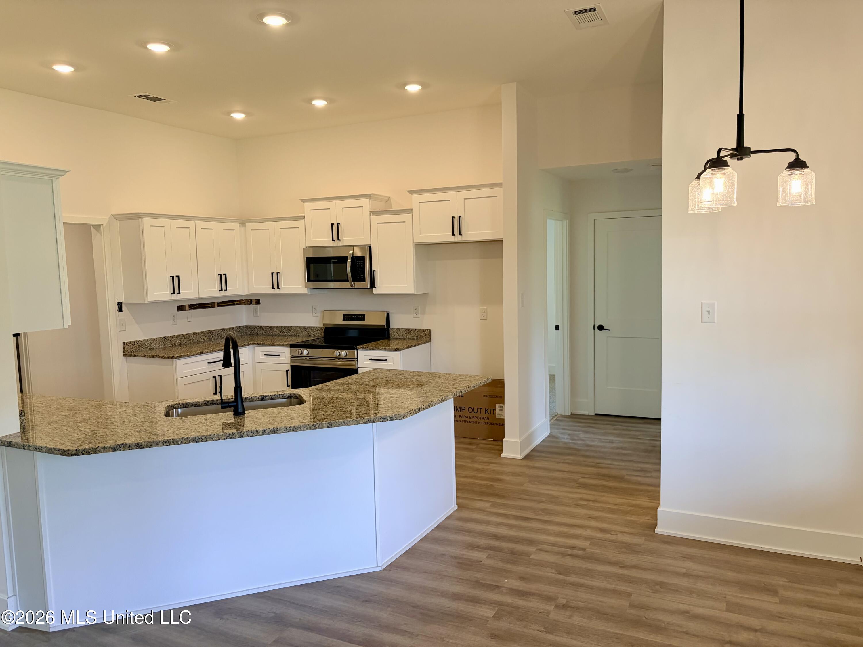 50 Farley Road Property Photo 3