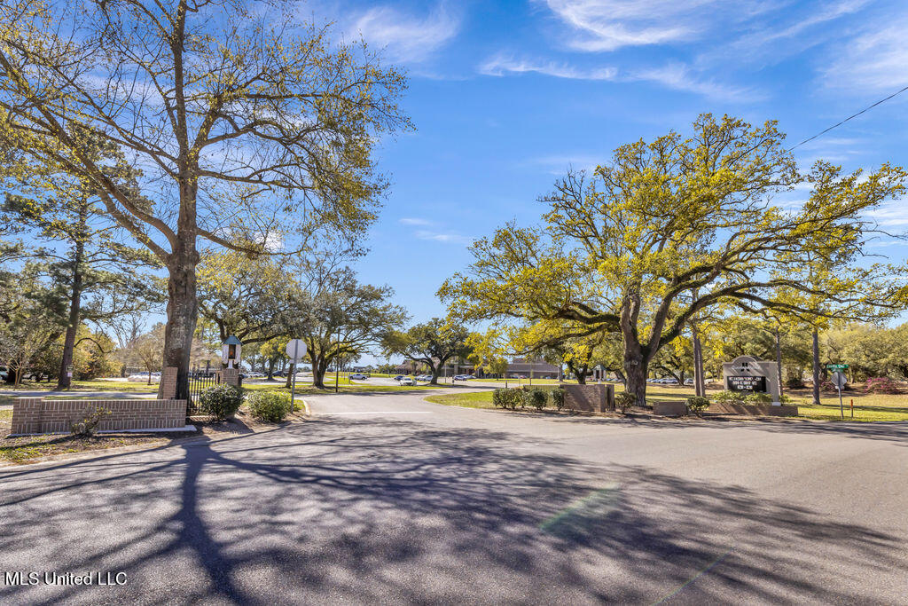 204 Fairway Villas Property Photo 15