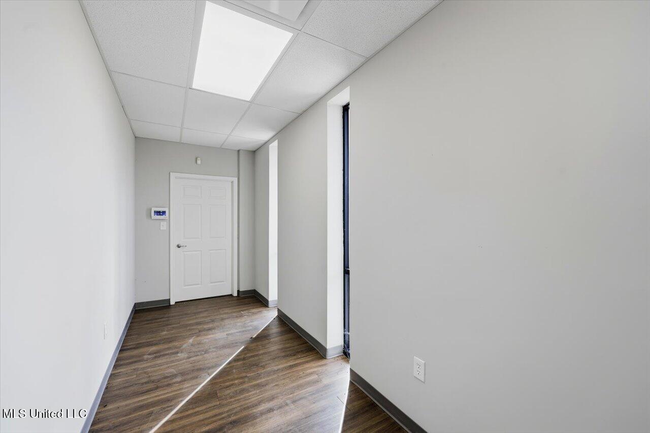 1488 Industrial Drive Property Photo 5