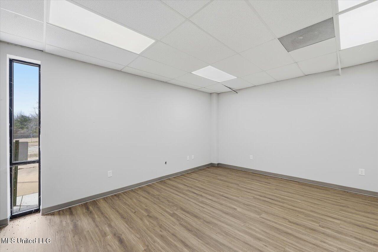 1488 Industrial Drive Property Photo 7