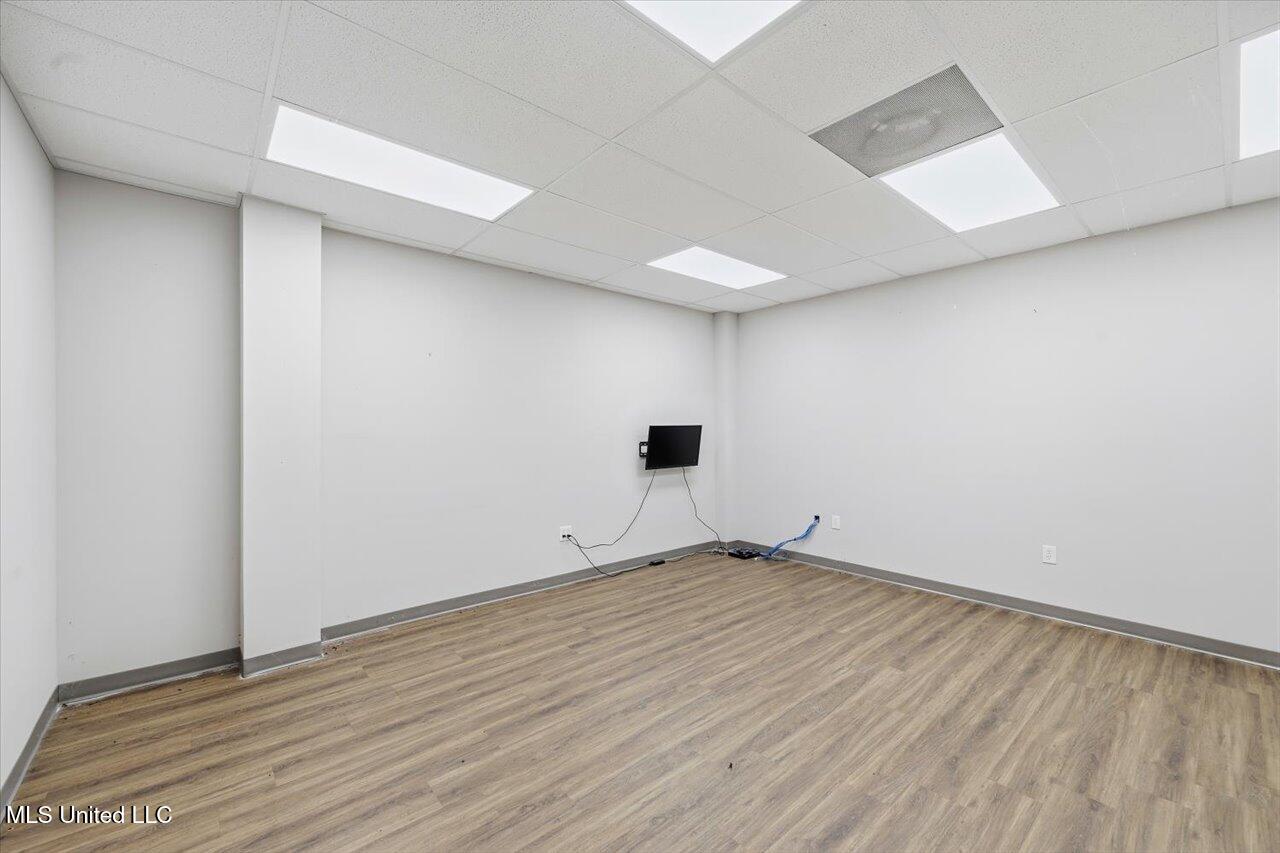 1488 Industrial Drive Property Photo 10