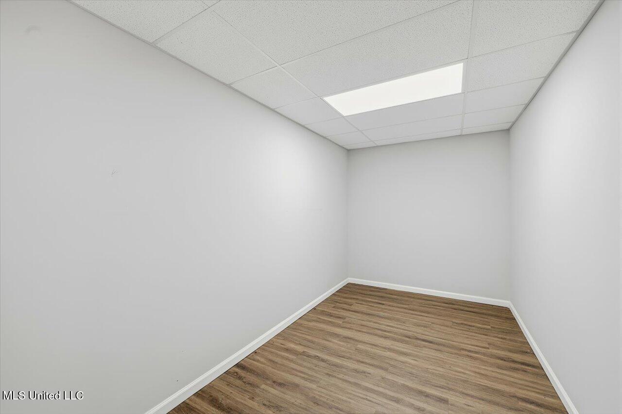 1488 Industrial Drive Property Photo 12