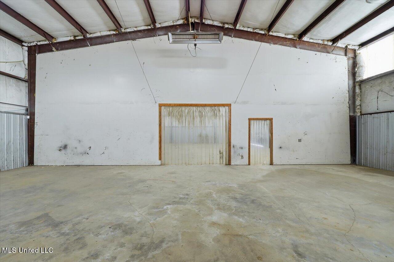 1488 Industrial Drive Property Photo 28