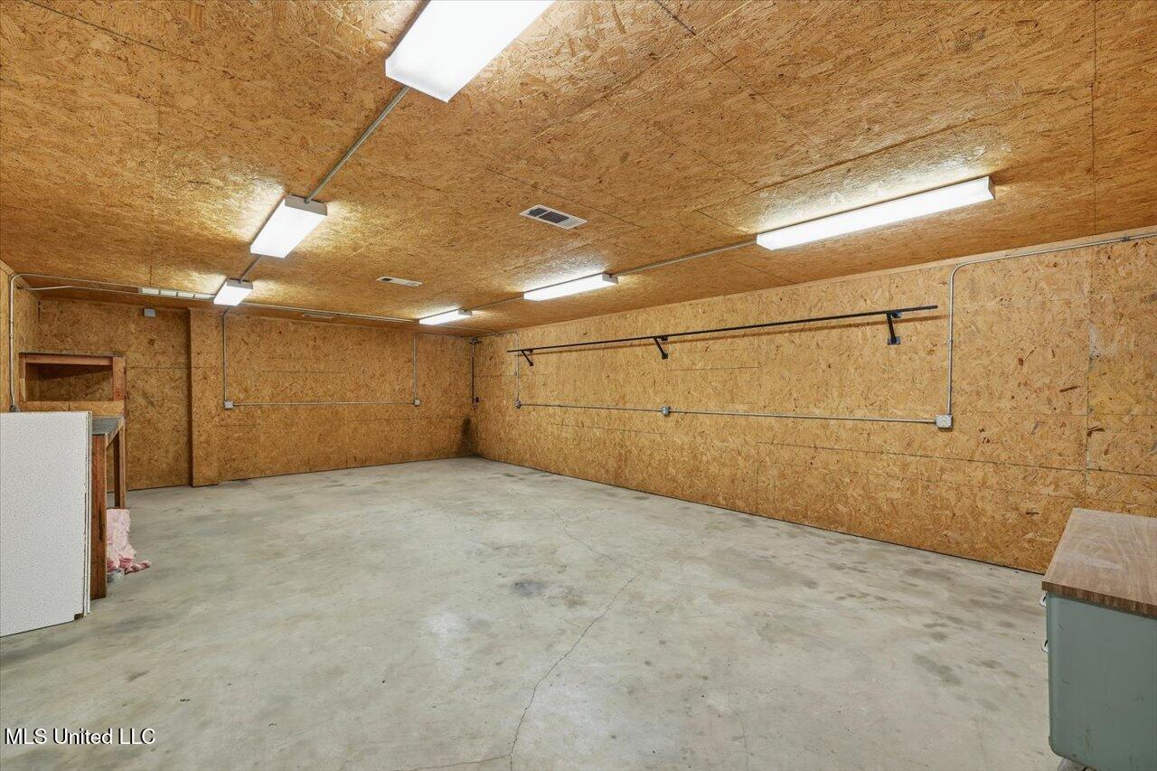 1488 Industrial Drive Property Photo 36