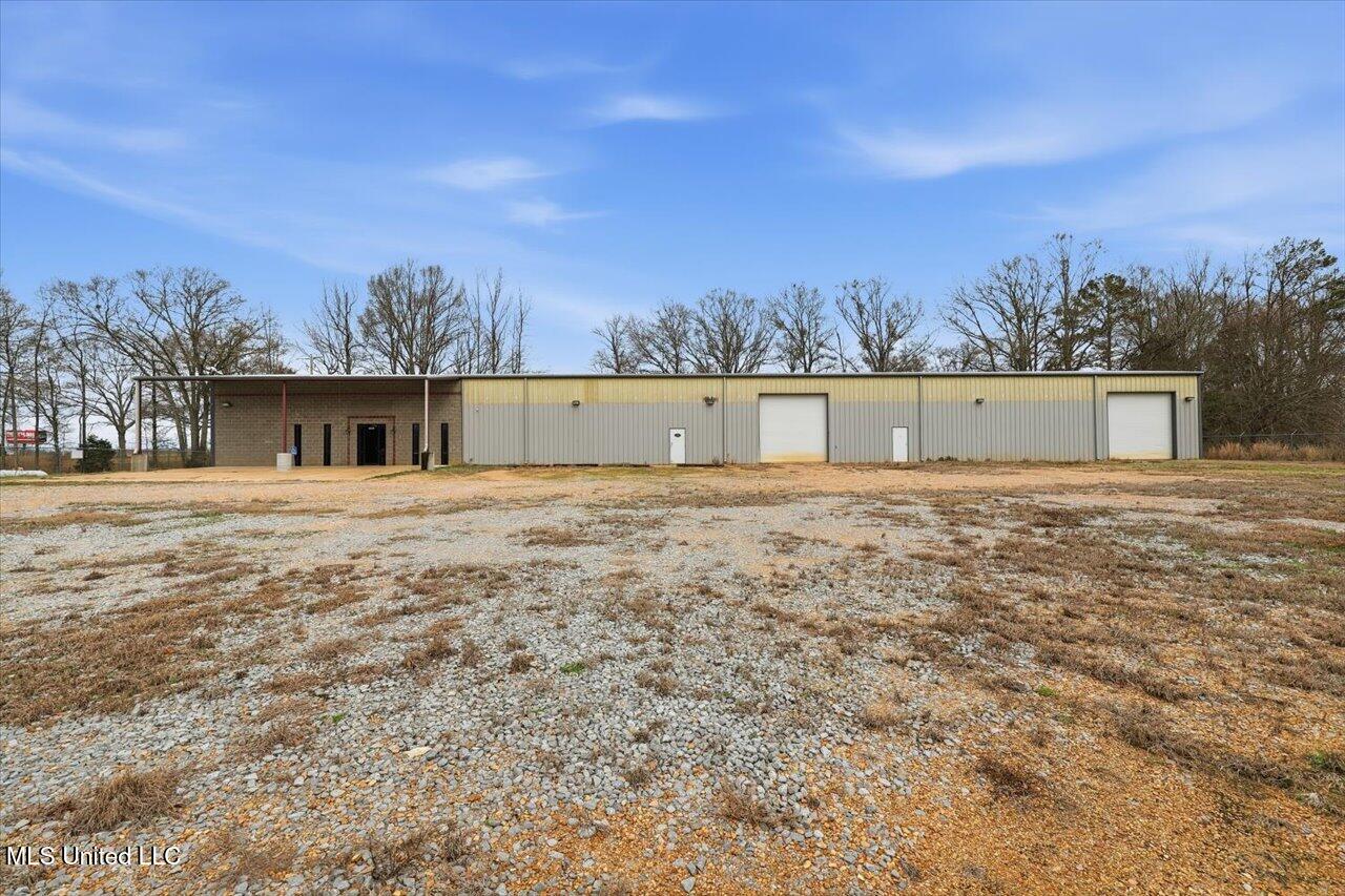 1488 Industrial Drive Property Photo 55
