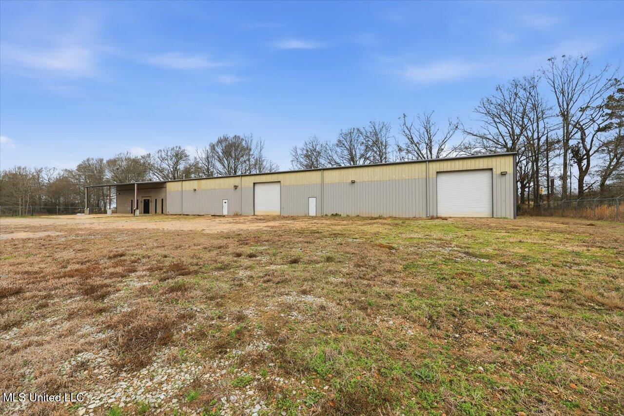 1488 Industrial Drive Property Photo 56