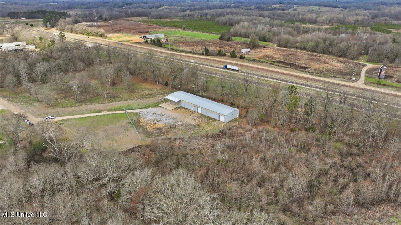 1488 Industrial Drive Property Photo 63